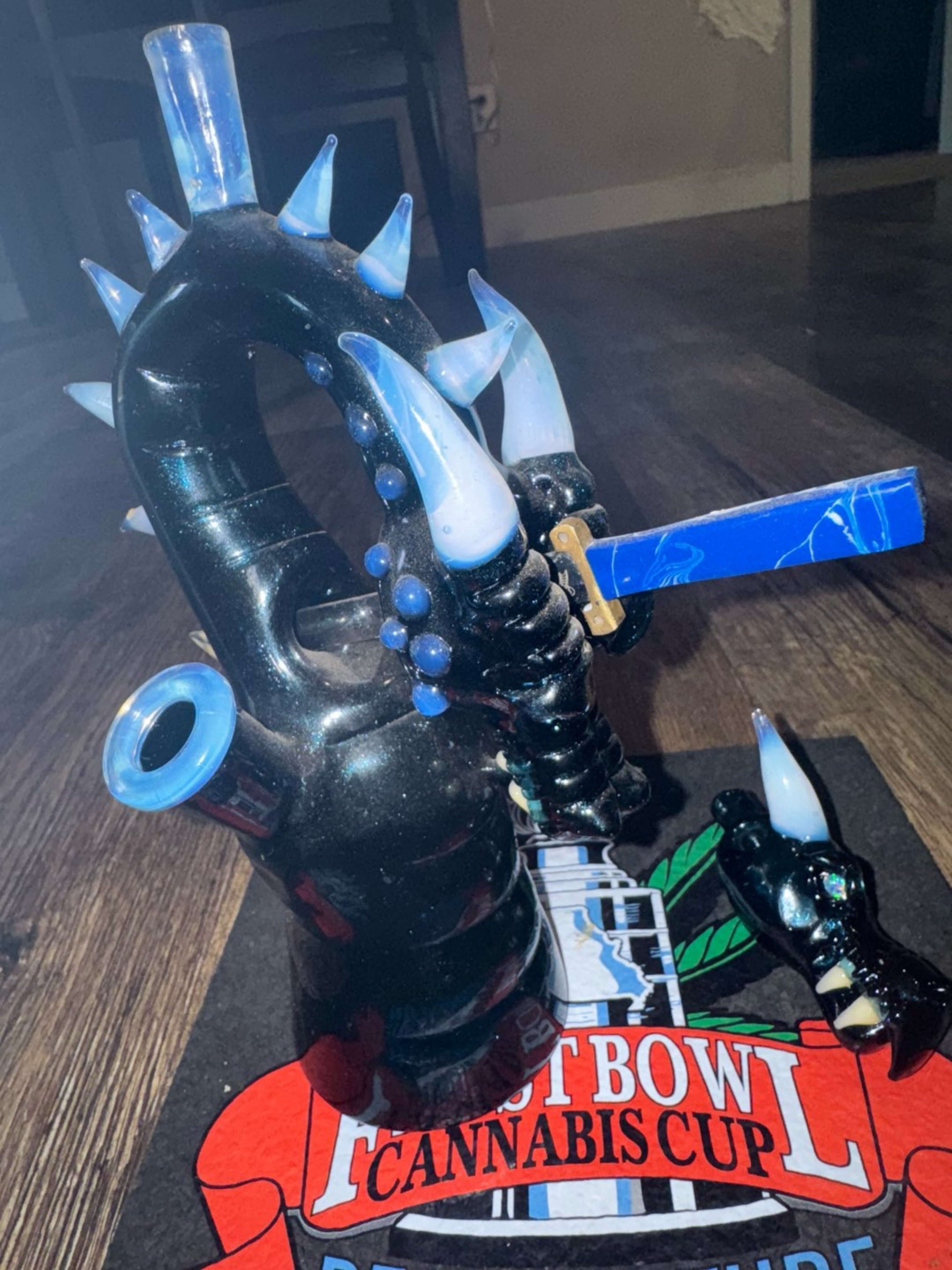 Preview pic of Tony kazy large custom dragon w matching puffin pendy