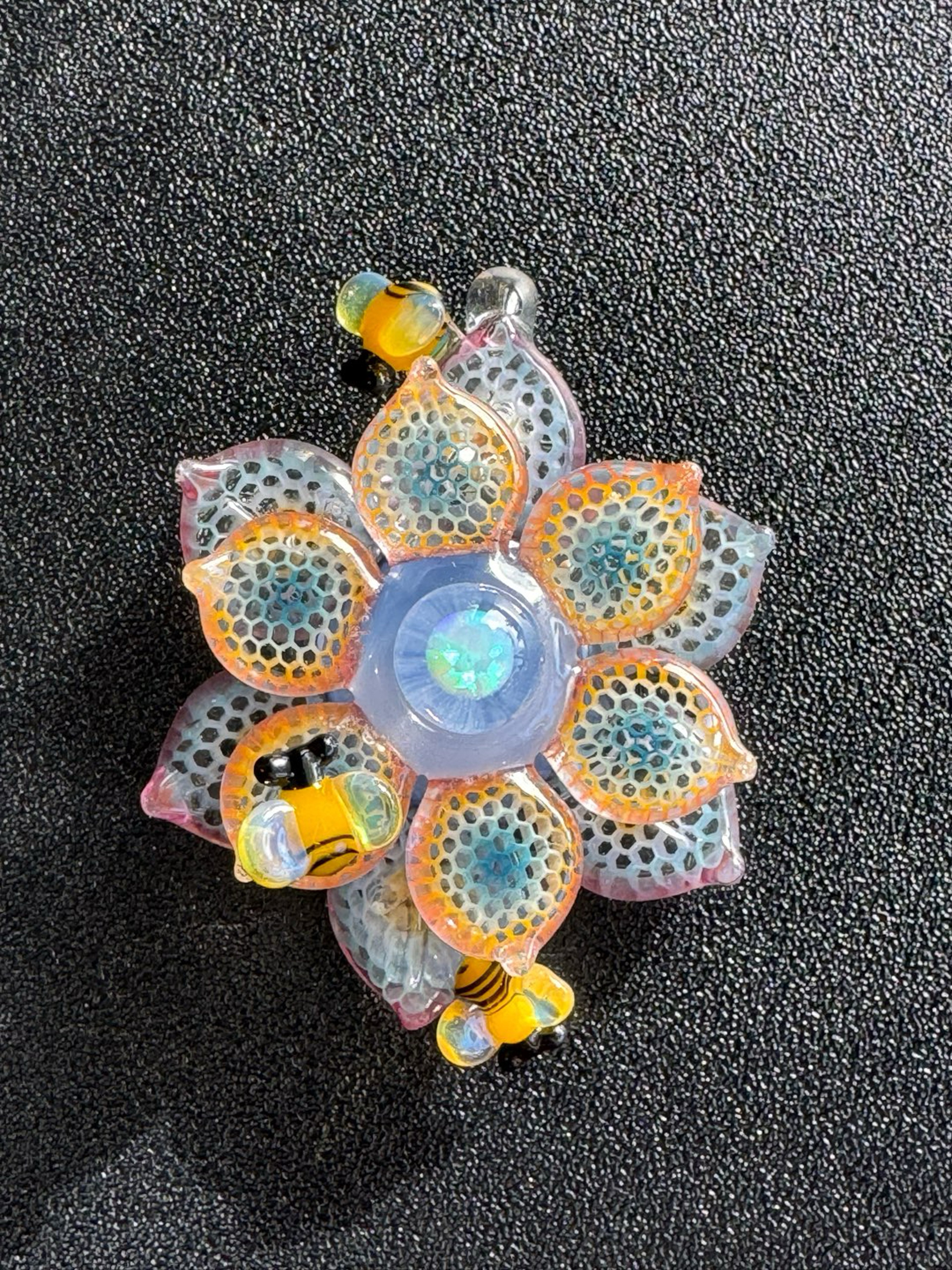 Preview pic of Spinning Flower Pendant by Mars X Joe P