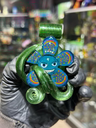 Preview pic of Grimm Pendant