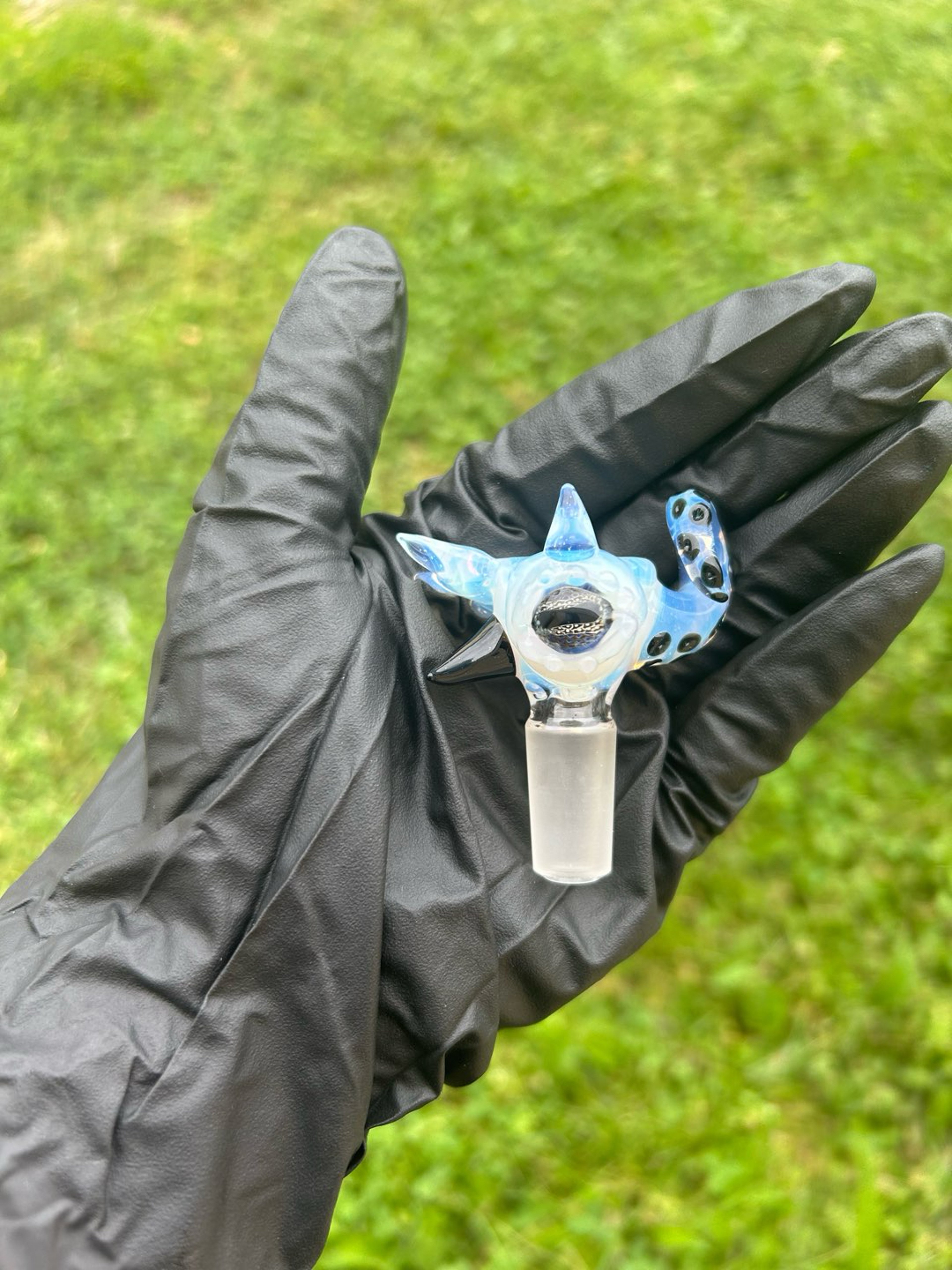 Preview pic of Mako Glass 14mm Octopus Bowl Slide