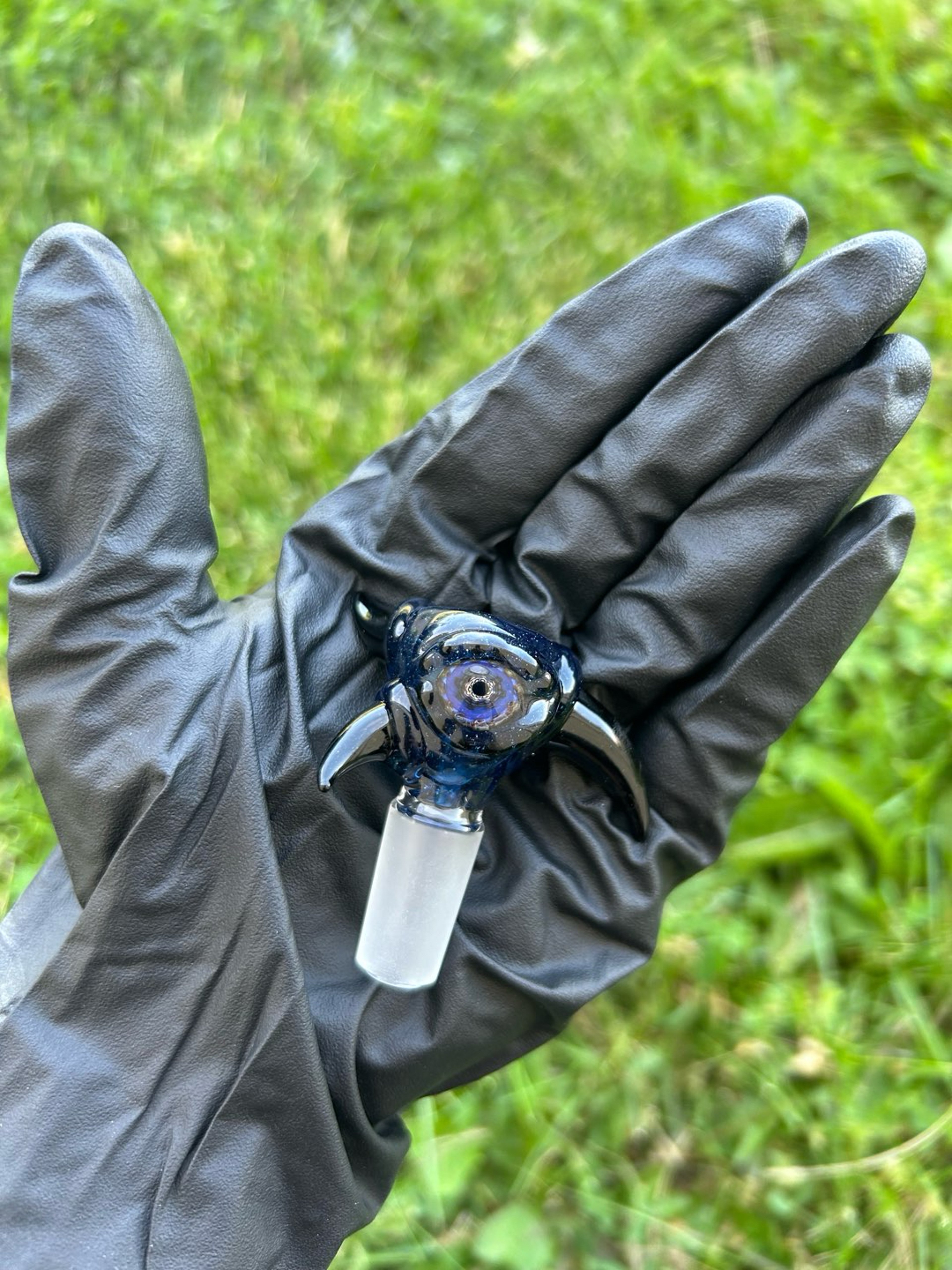 Preview pic of Mako Glass Goblin Creatures w/ Horns 14m Herb Slide