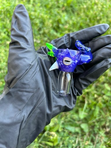 Preview pic of Mako Glass 18mm Octopus Bowl Slides