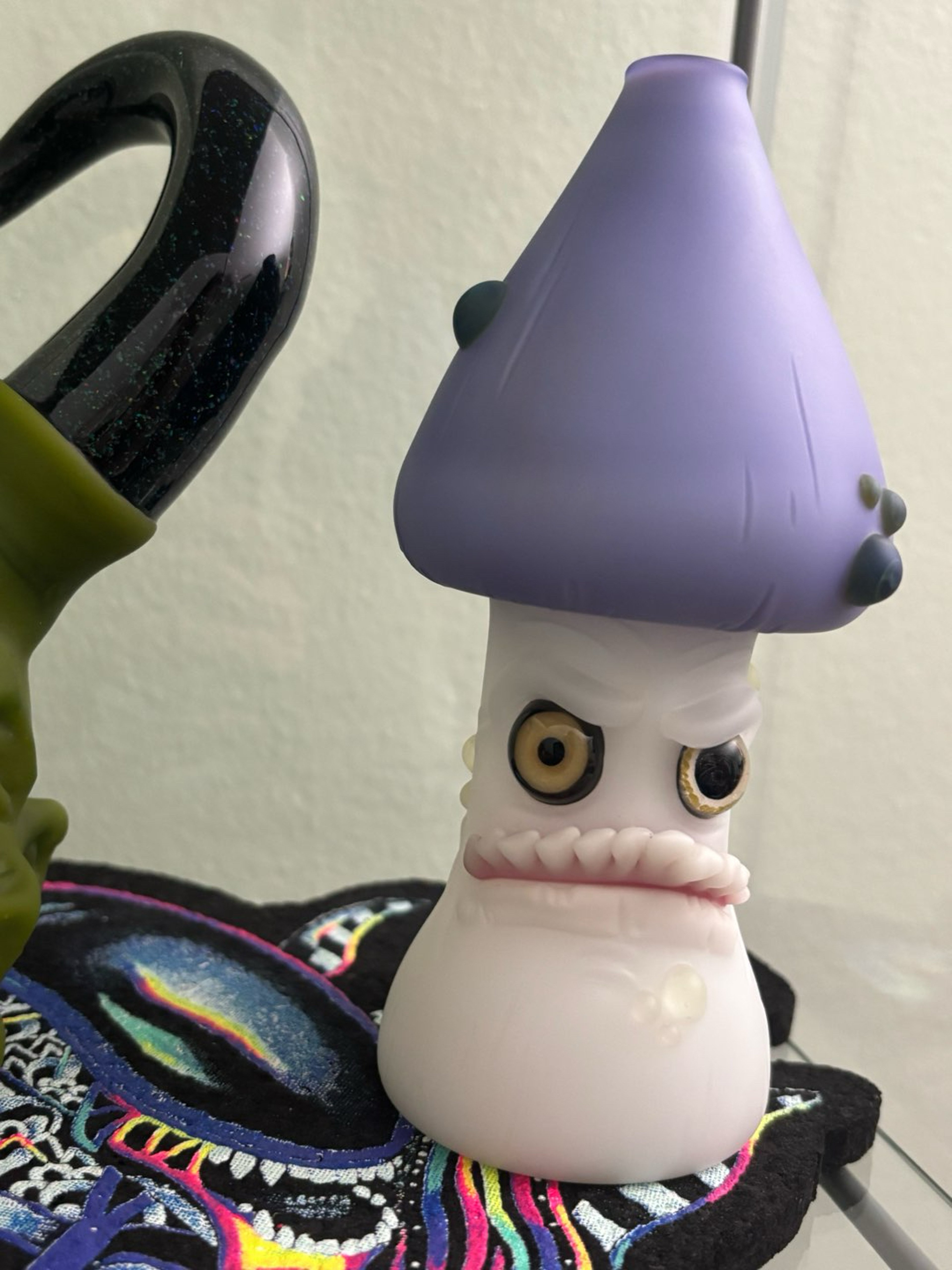 Preview pic of Space Glass Mushroom