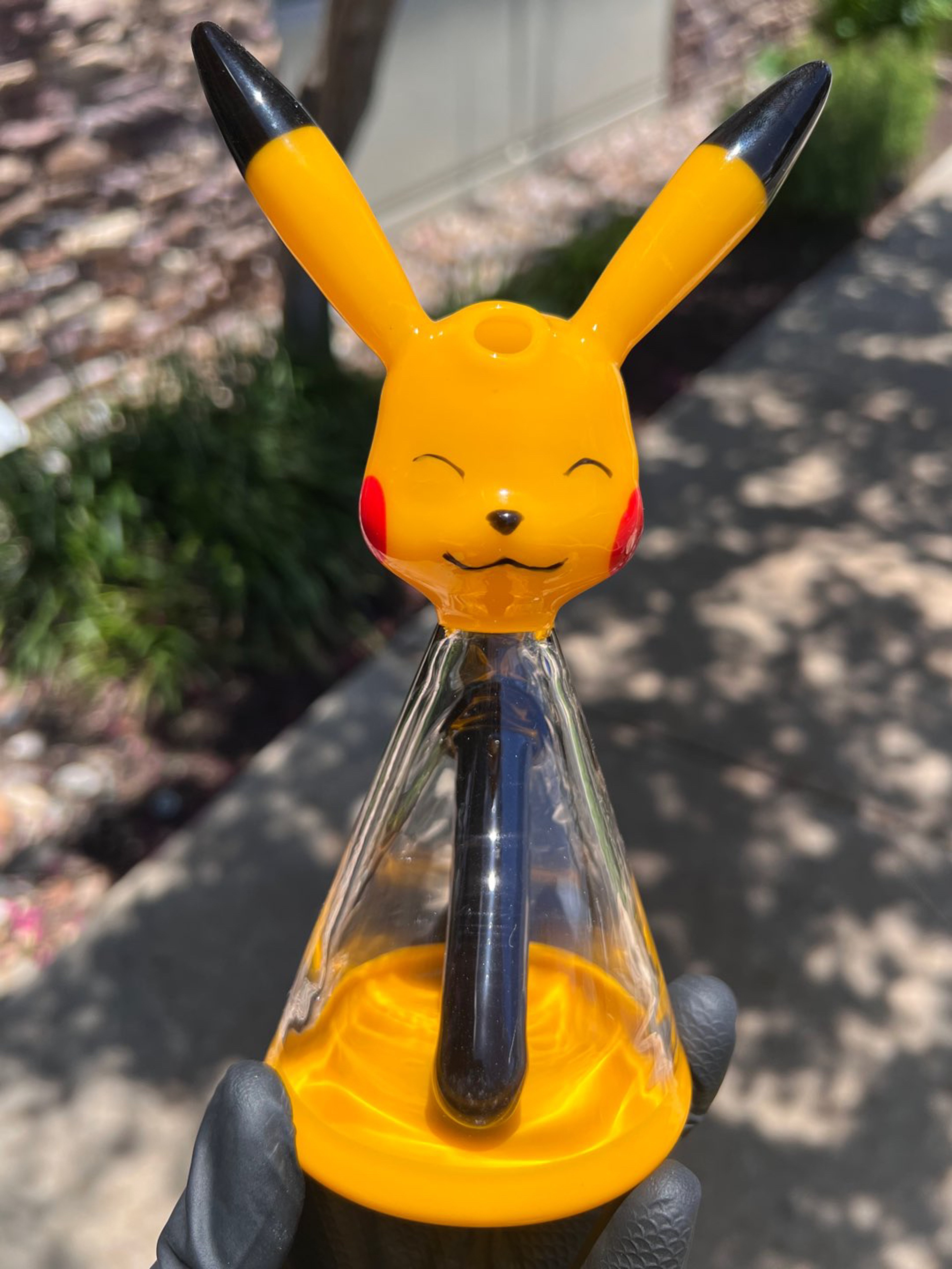 Preview pic of Saiyan glass pikachu beaker
