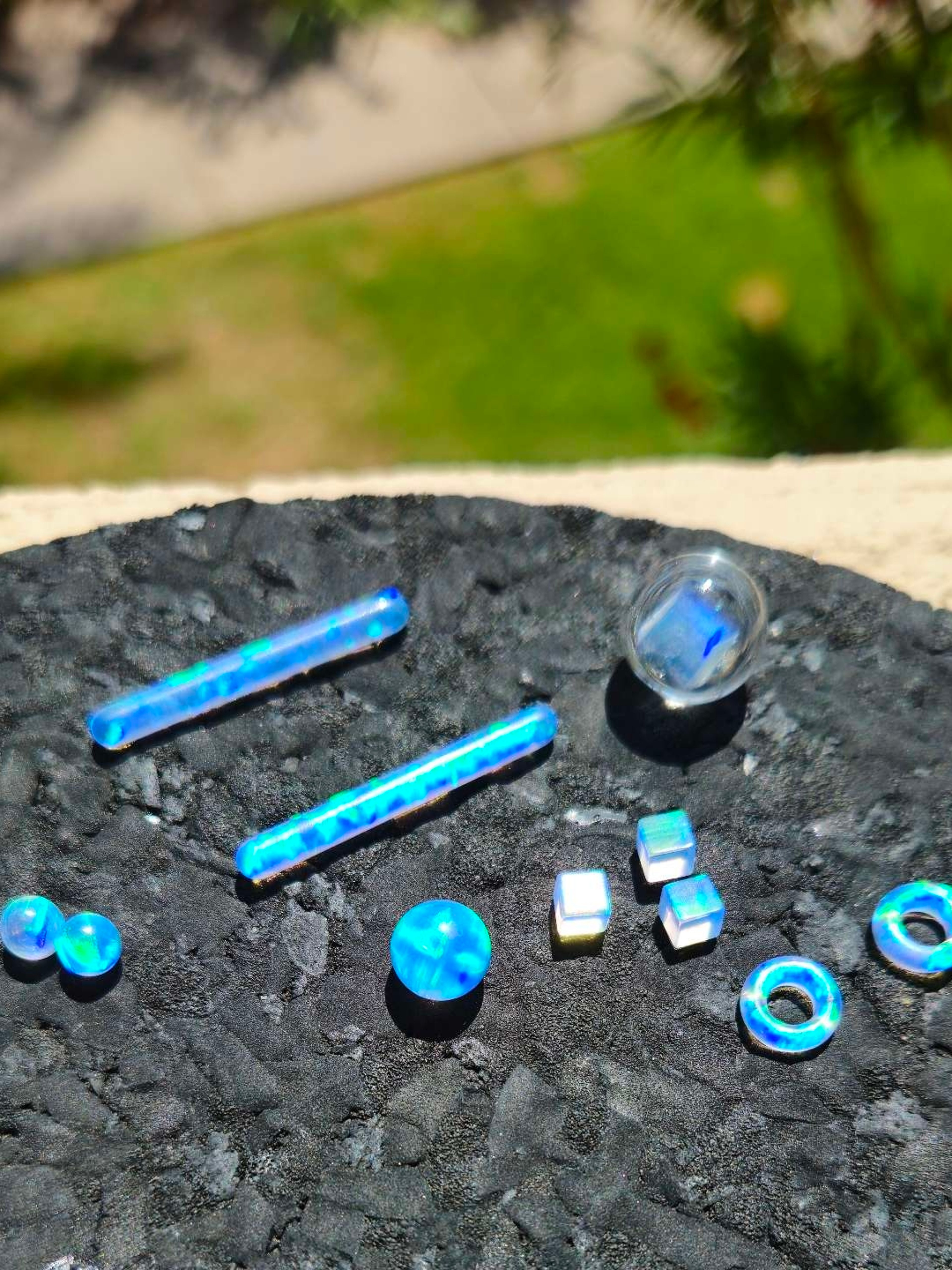 Preview pic of 11 Different Blue Opals