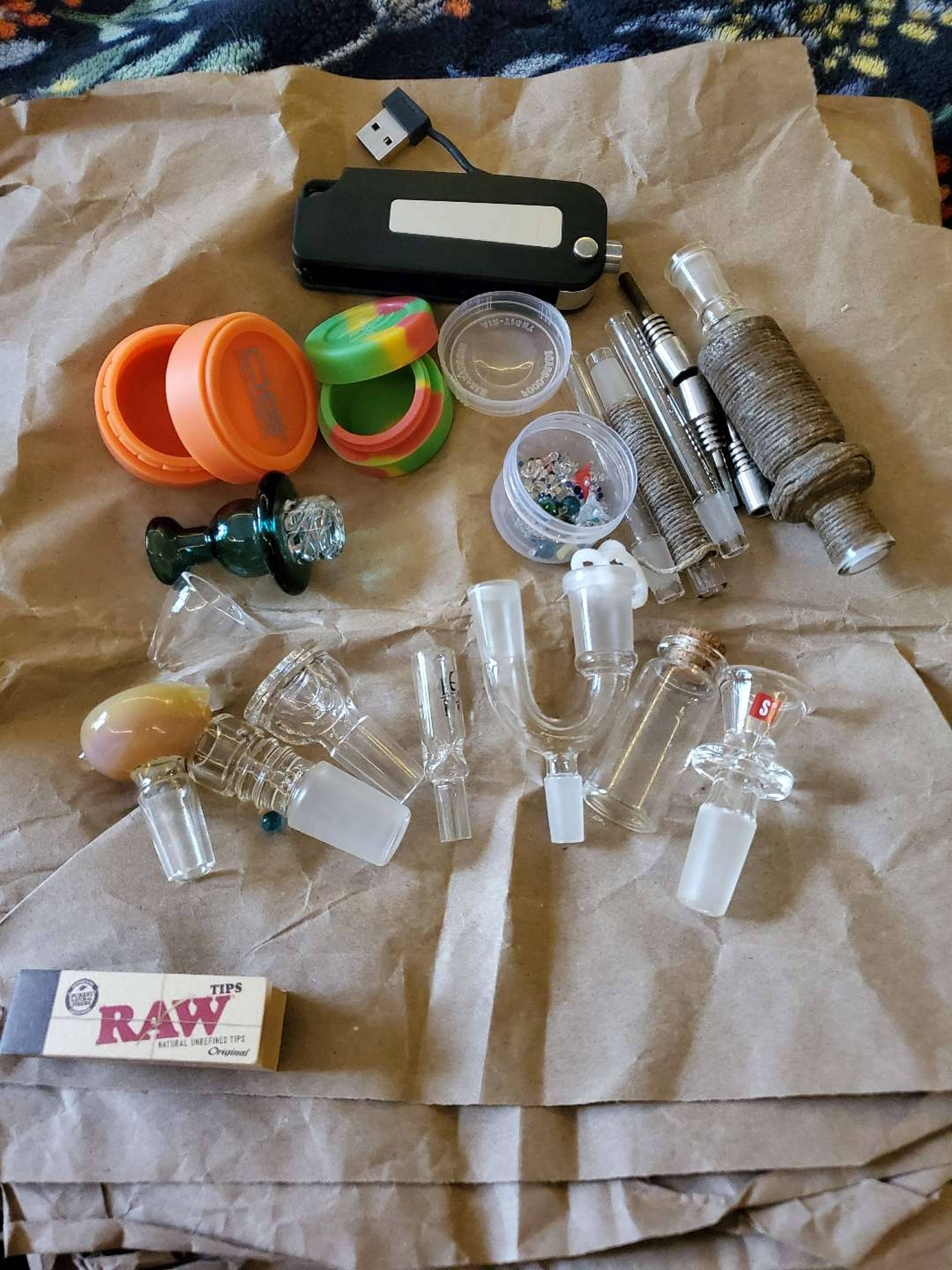 Preview pic of Random lot of stuff