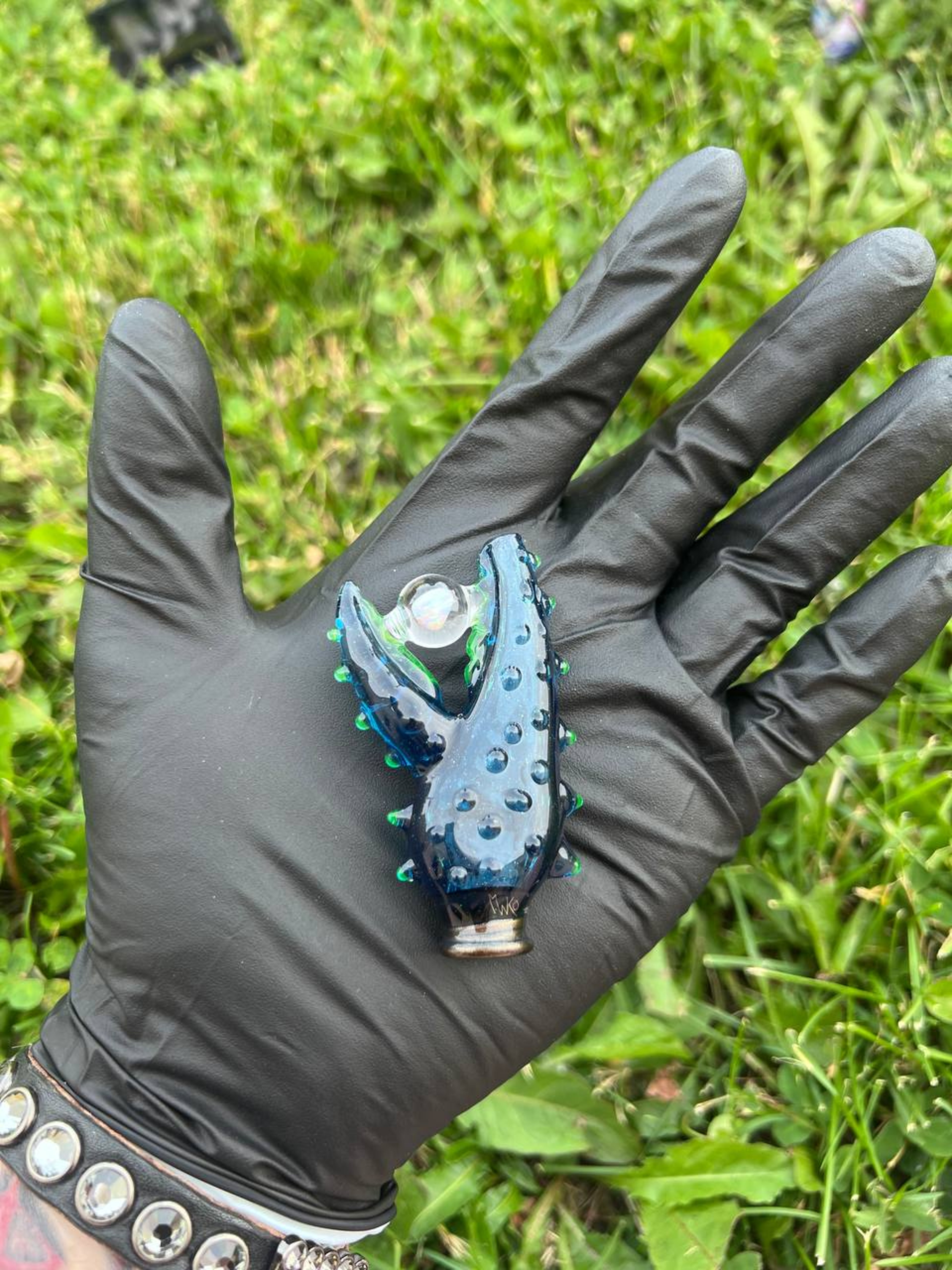 Preview pic of Mako Glass Puffco Pivot Mouthpiece | Opal Crab Claw - Blue