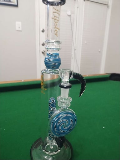Preview pic of Hipster Glass
