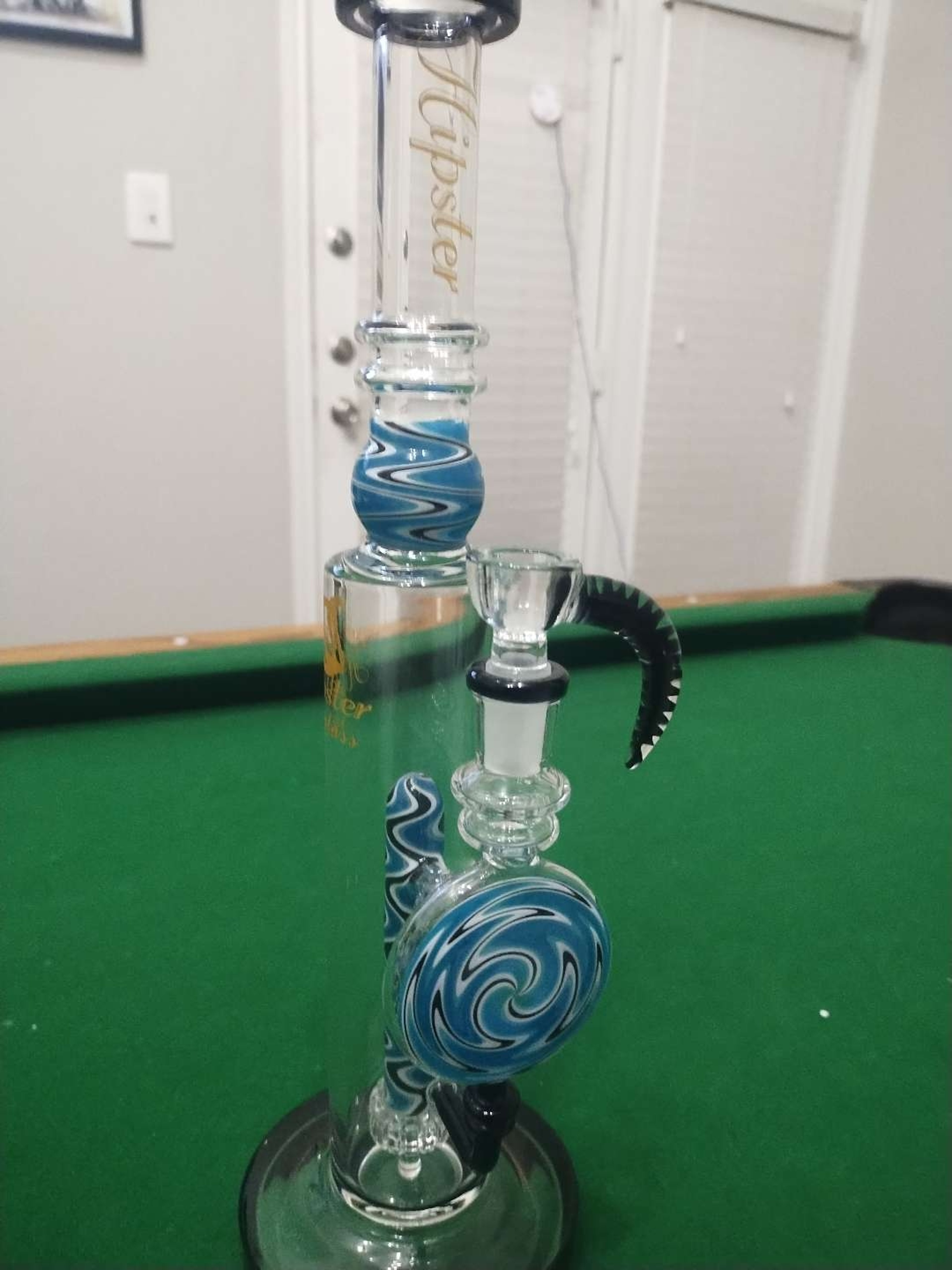 Preview pic of Hipster Glass