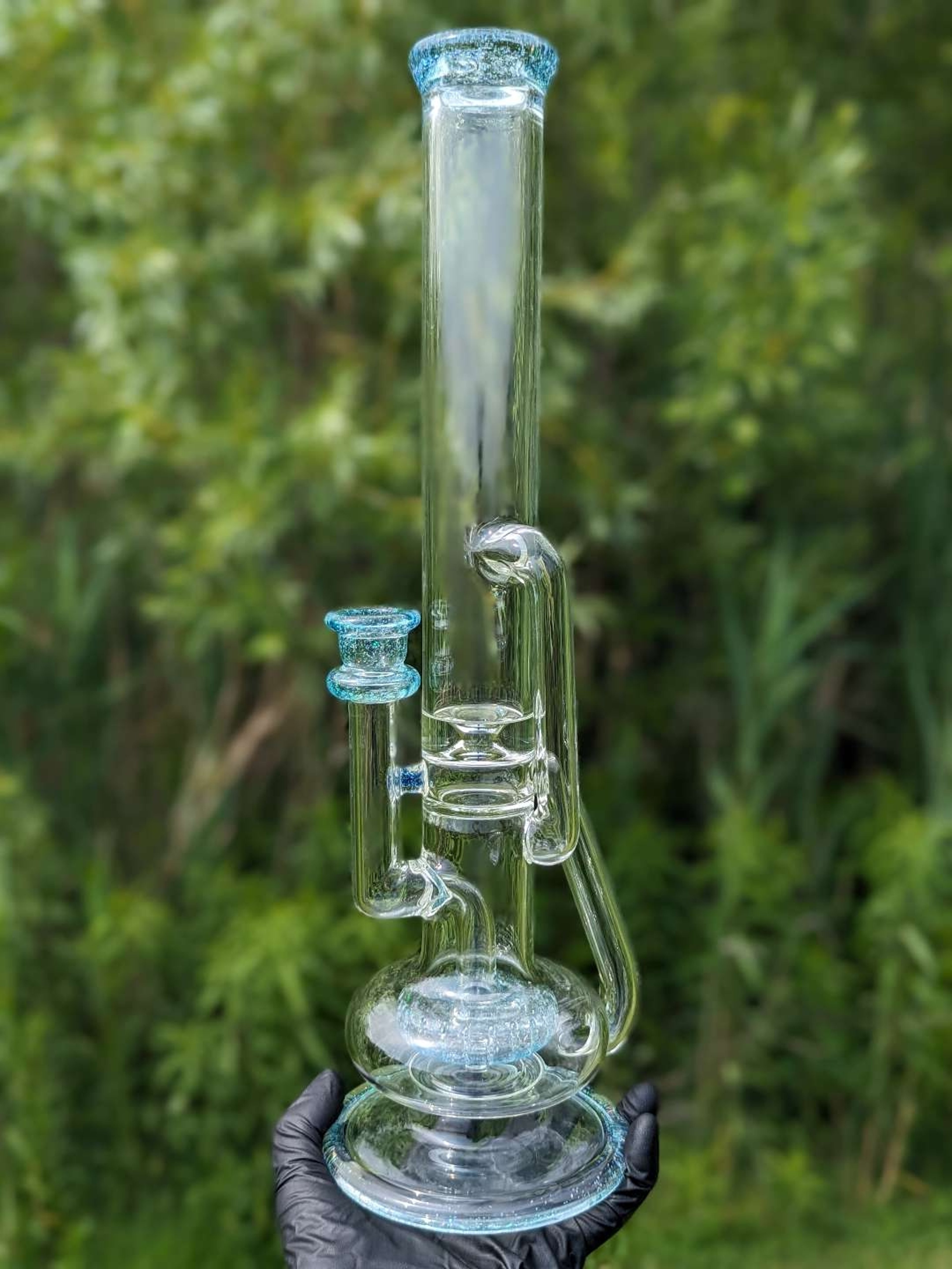 Preview pic of Uzzi Glass Super Showerhead Recycler Bong