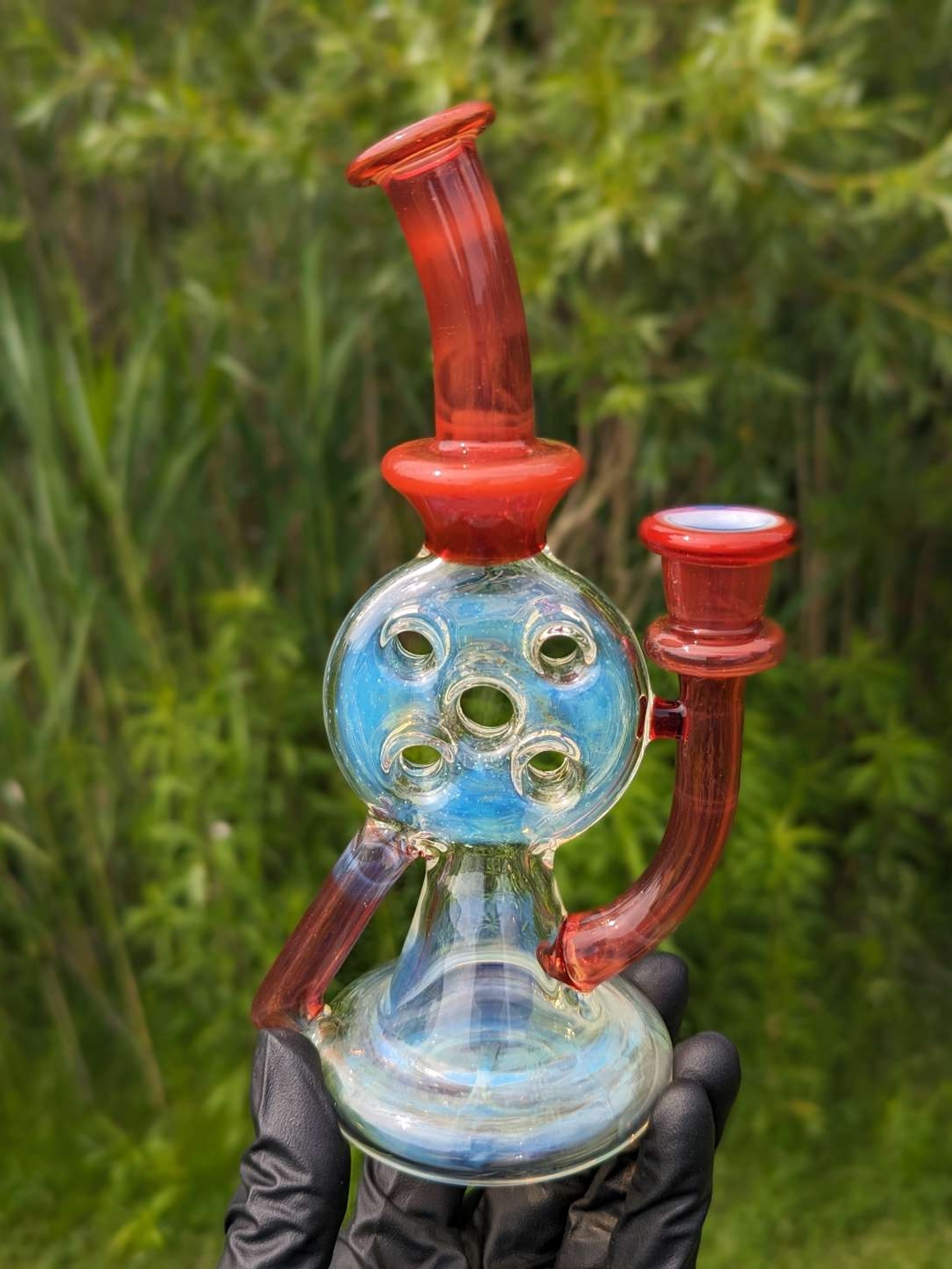 Preview pic of Uzzi Glass Fumed Swiss Recycler