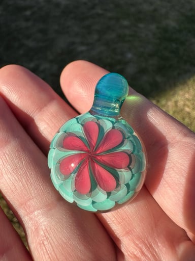 Preview pic of Sap Glass pendant