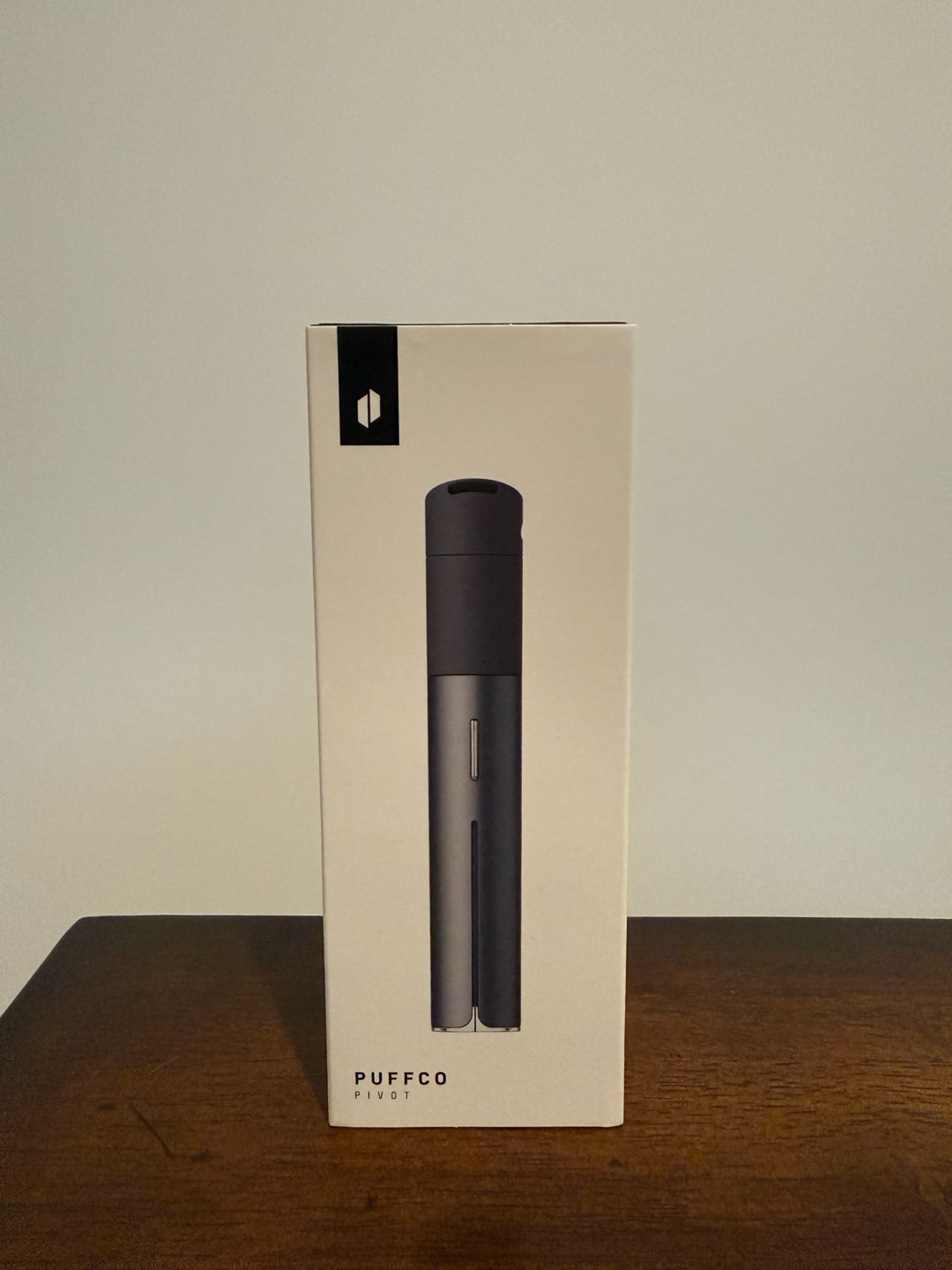 Preview pic of Puffco Pivot (Slate)