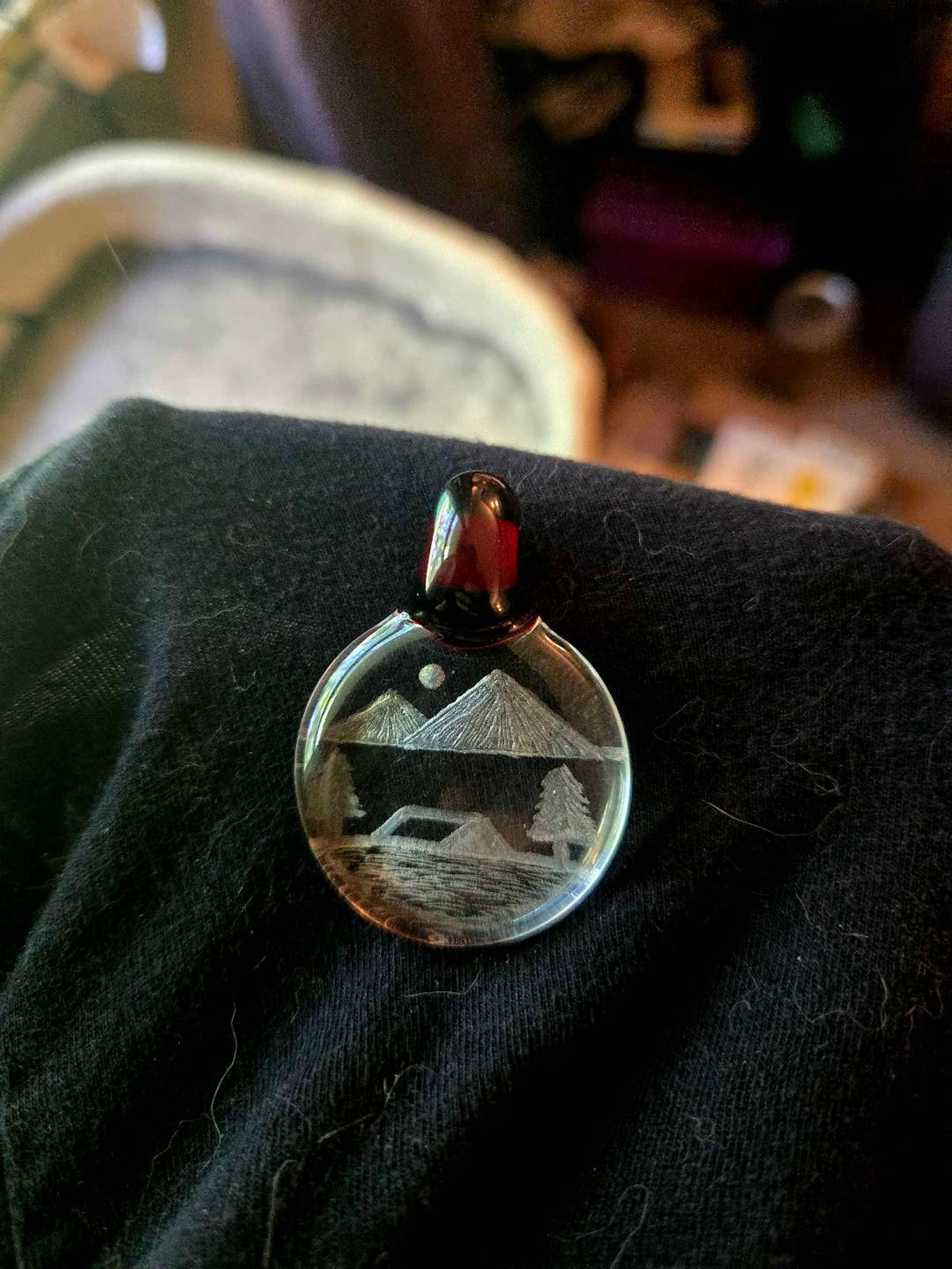 Preview pic of Nature Engraved Pendant