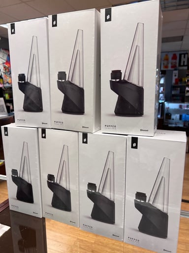 Preview pic of Puffco Peak Pro Black brand new sealed kits