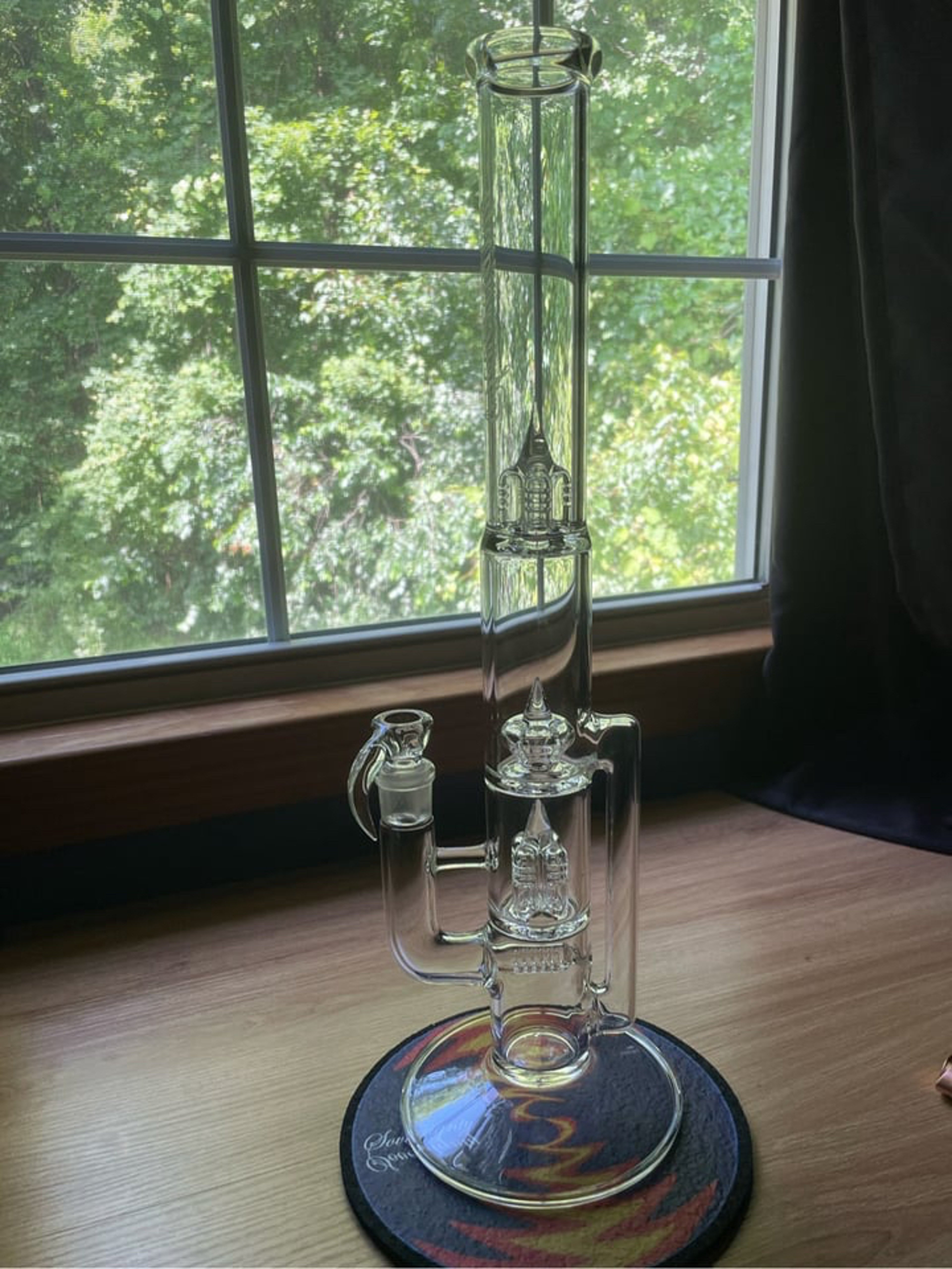 Preview pic of Sovereignty glass treecycler