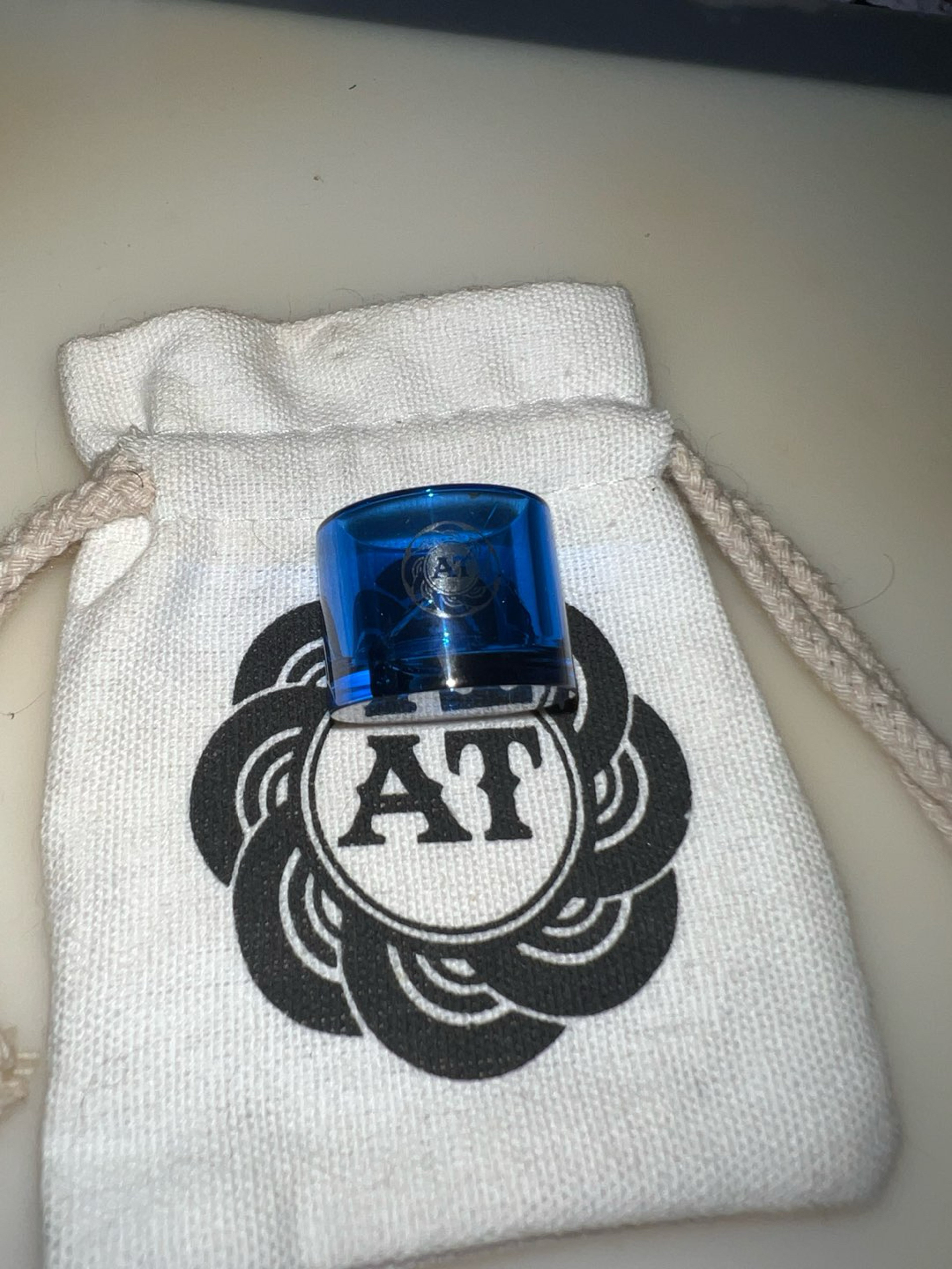 Preview pic of Cracked Adapt Tech Blue Sapphire XL 22mm Insertl