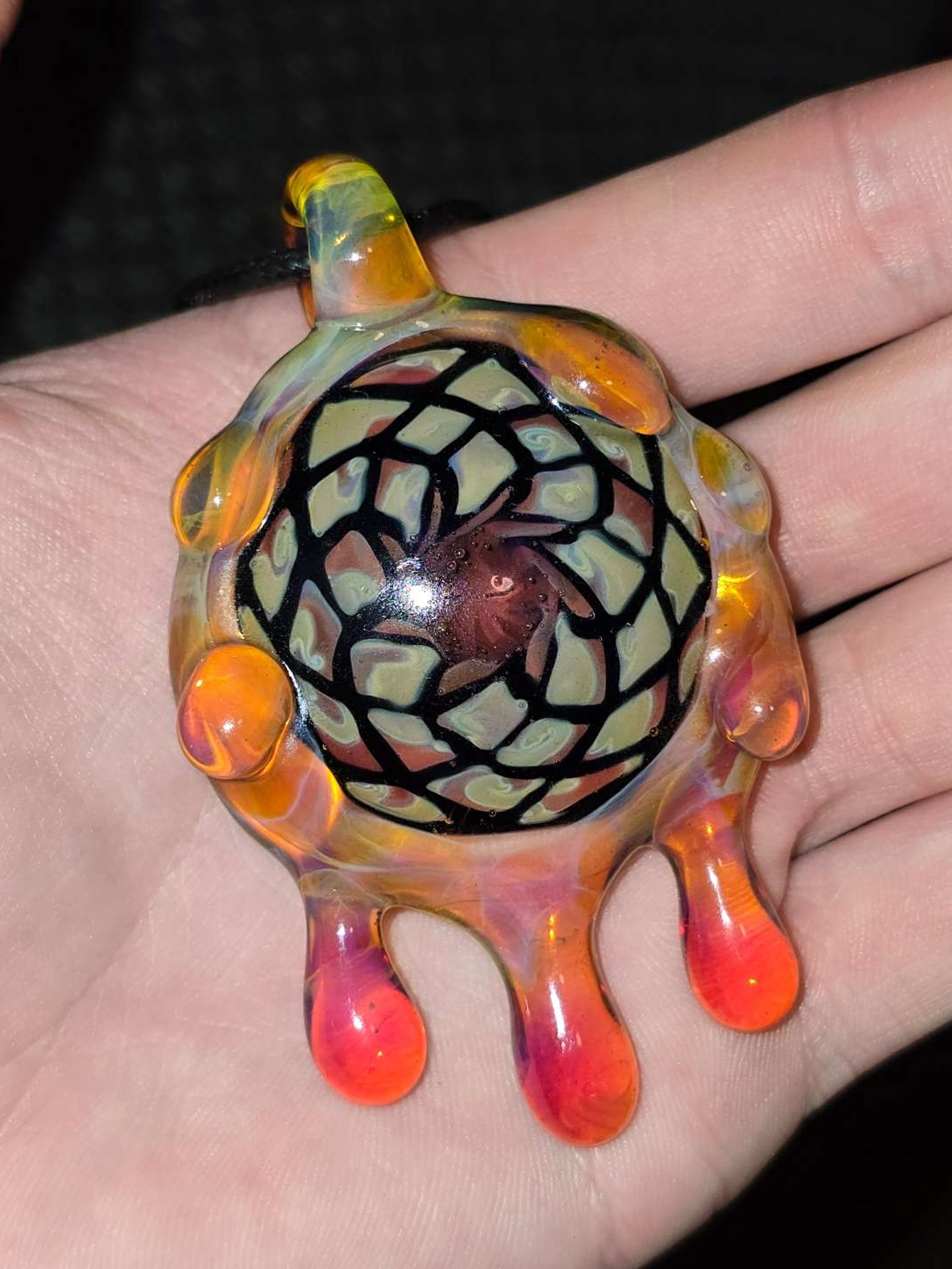 Preview pic of Cool Pendant - Unknown Artist