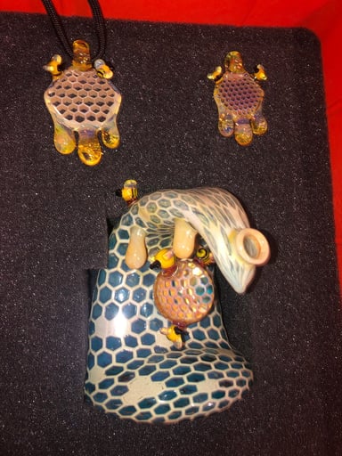 Preview pic of Joe P x Black Sand Glass HoneyComb Wave Collab