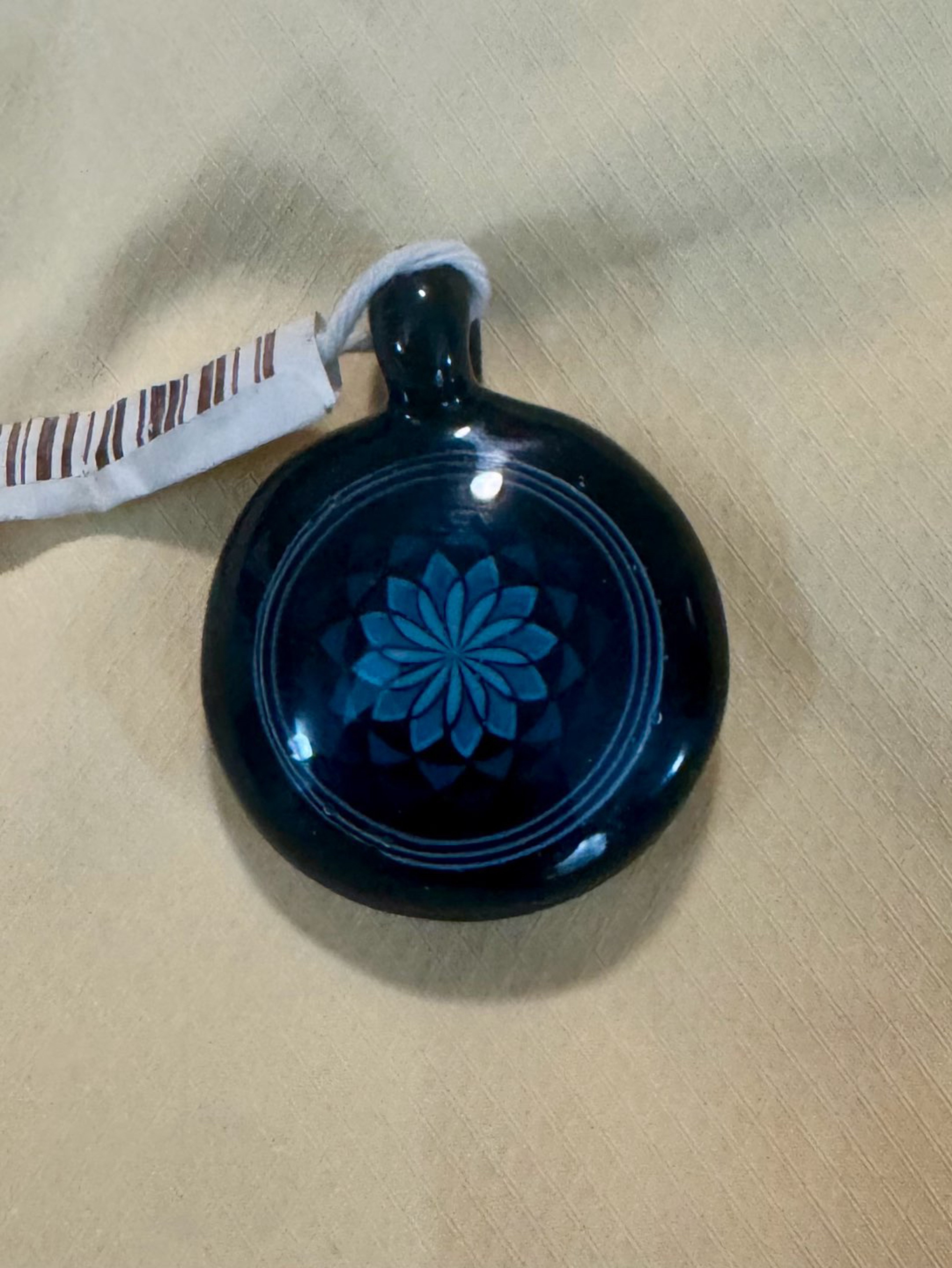 Preview pic of New Bo Howe pendant