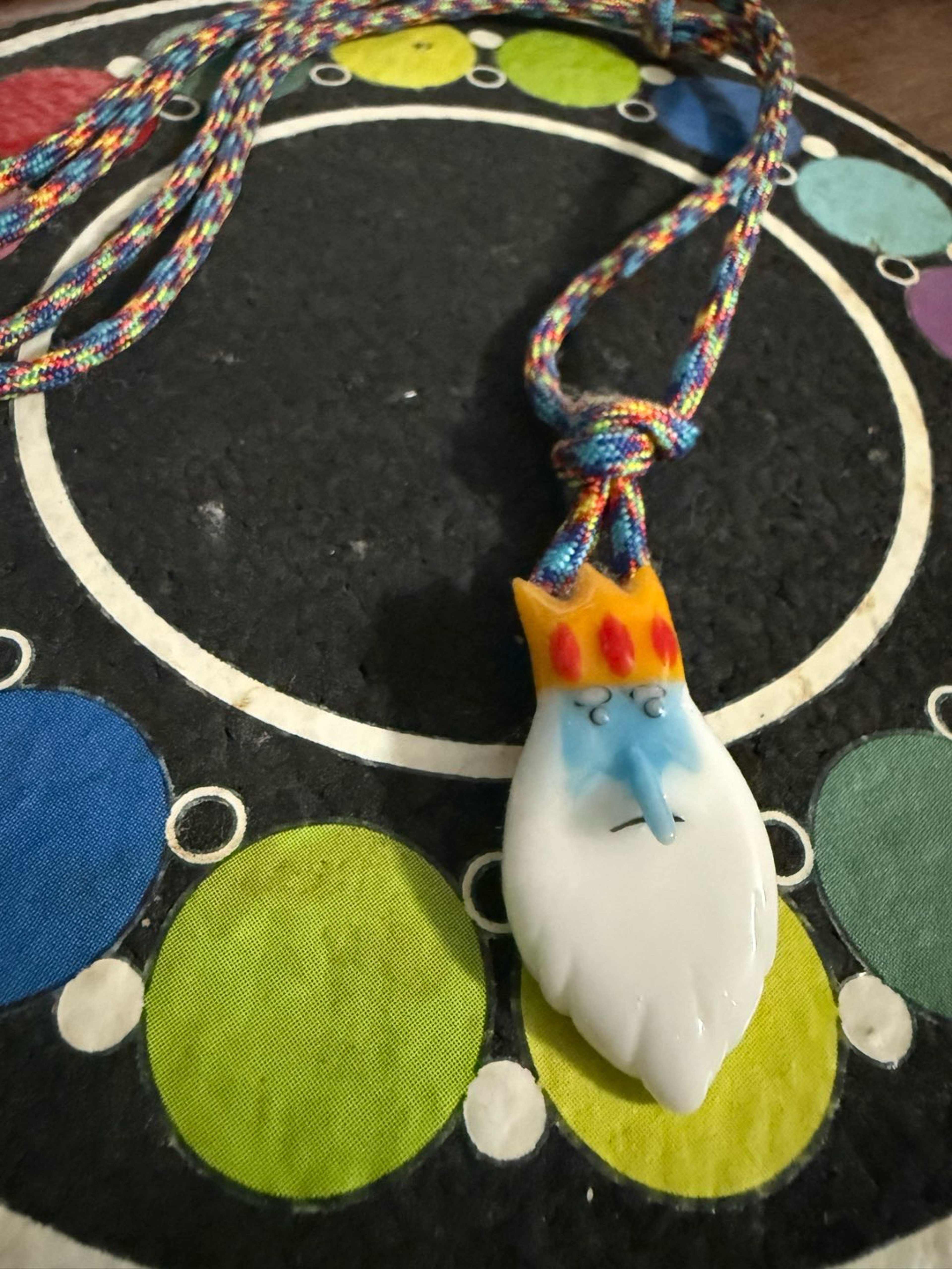 Preview pic of Lazy Glass Ice King Pendant