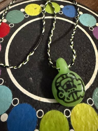 Preview pic of Ben Focus Face Flip Pendant