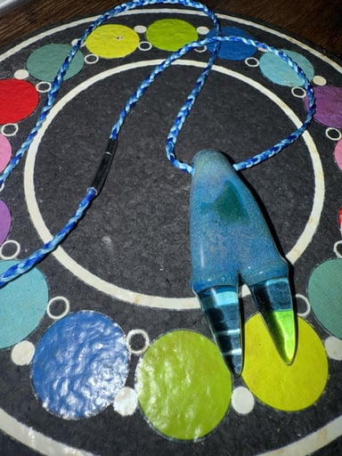 Preview pic of Elbo Claw Pendant