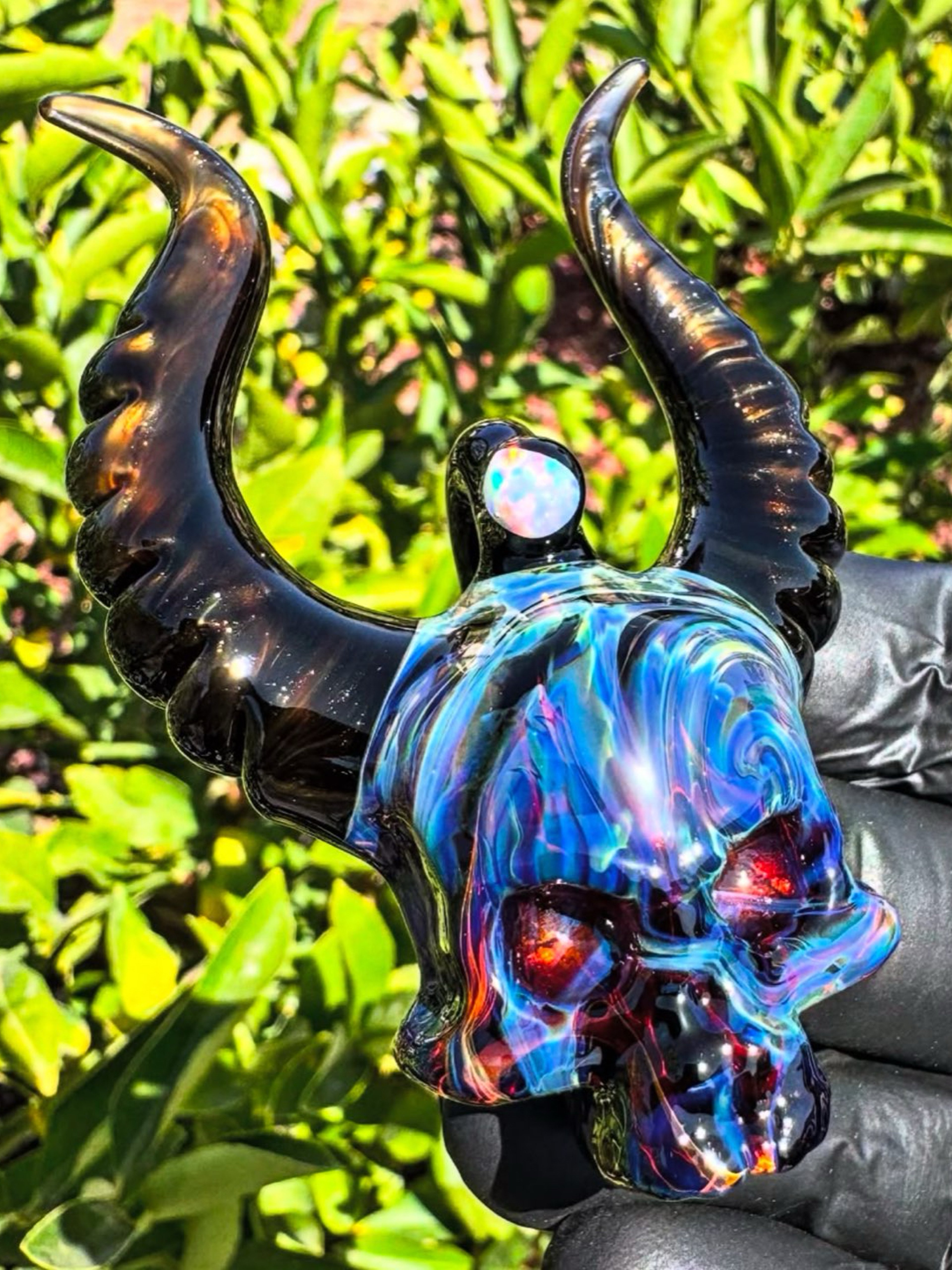 Preview pic of Demon skull pendant