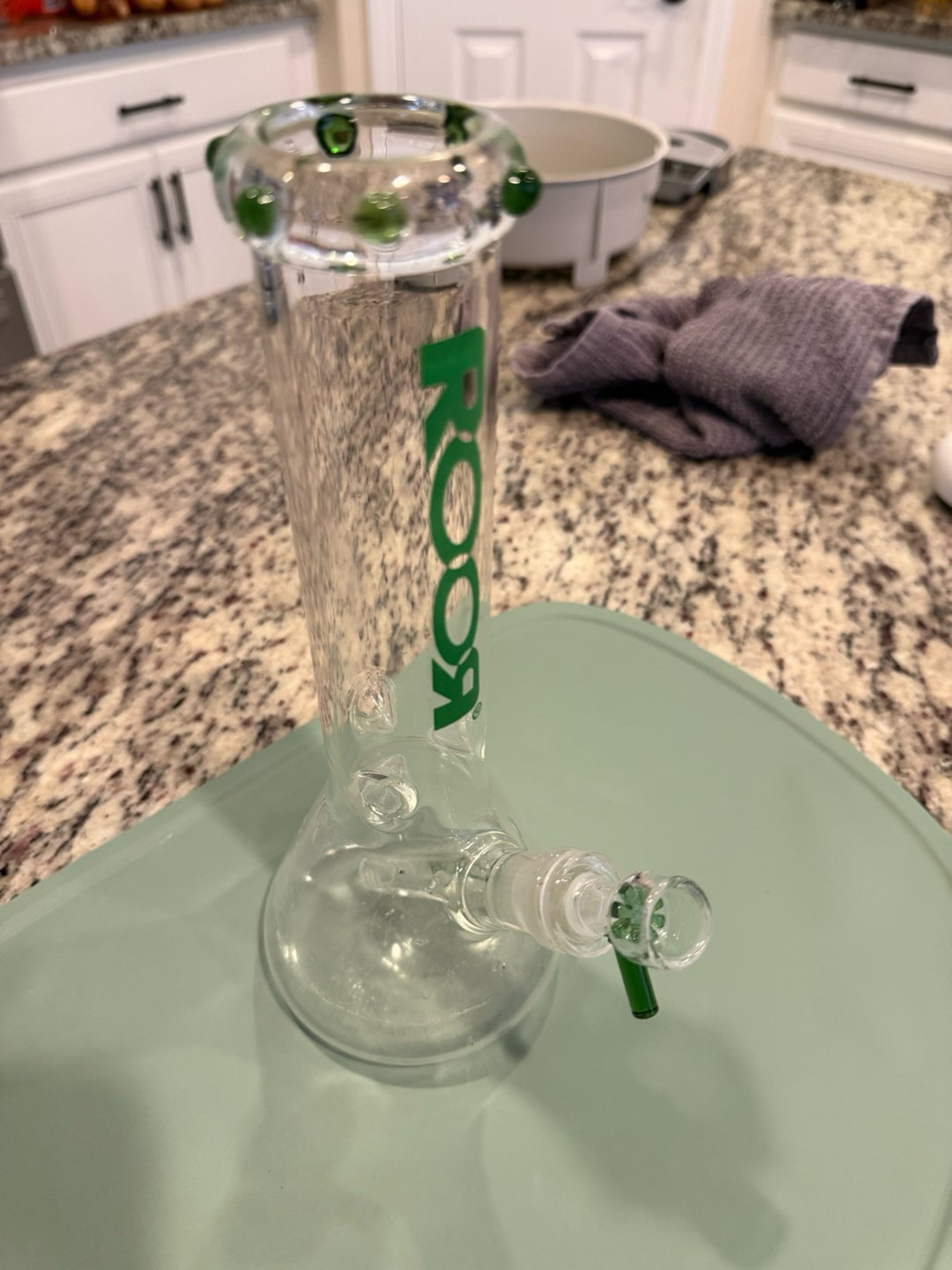Preview pic of Roor Beaker Bong