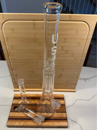 Preview pic of US Tubes Dome Perc Beaker [9MM]