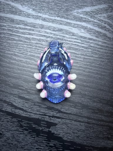 Preview pic of Salt pendant