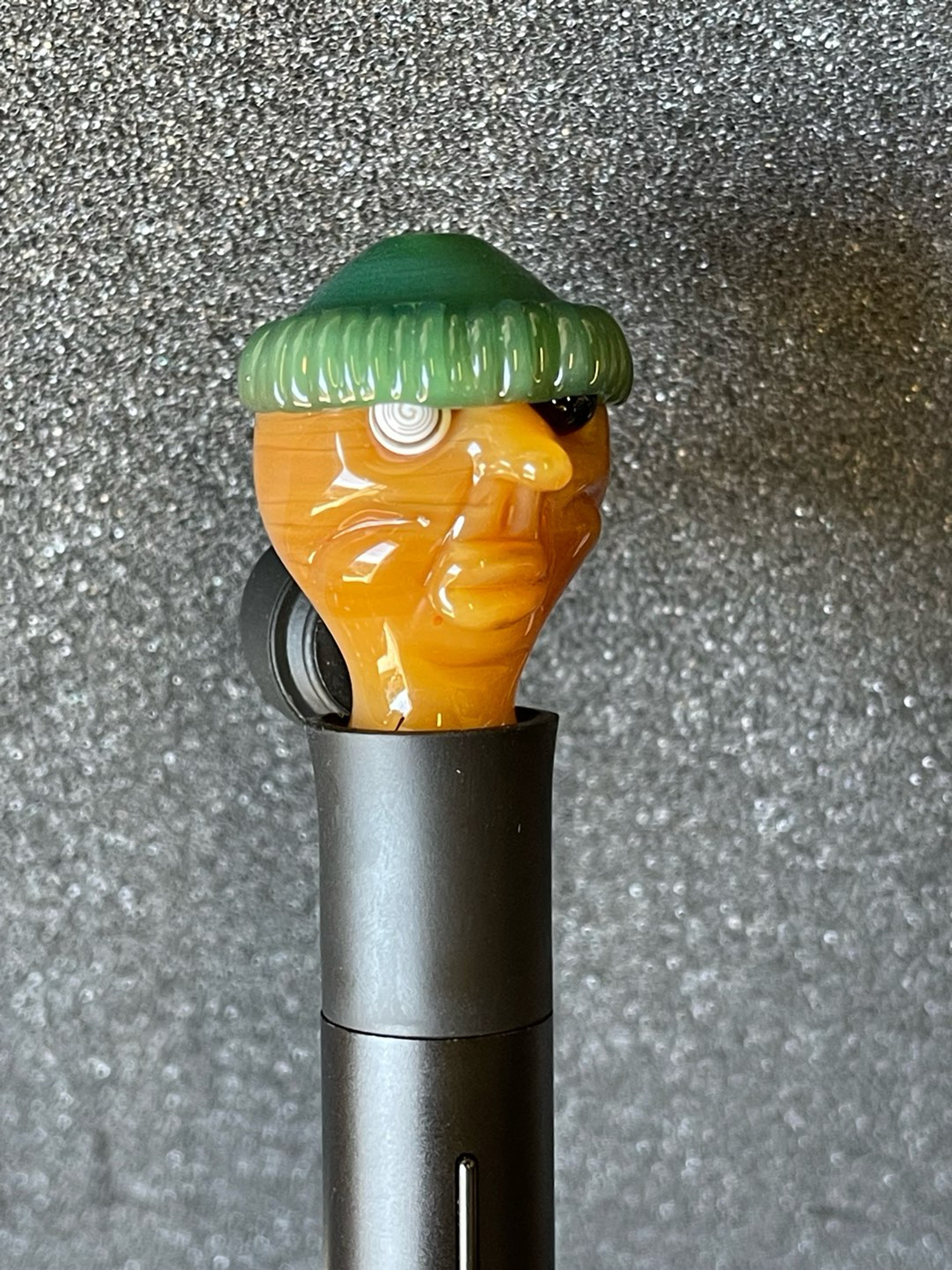 Preview pic of BeanieBro pivot top