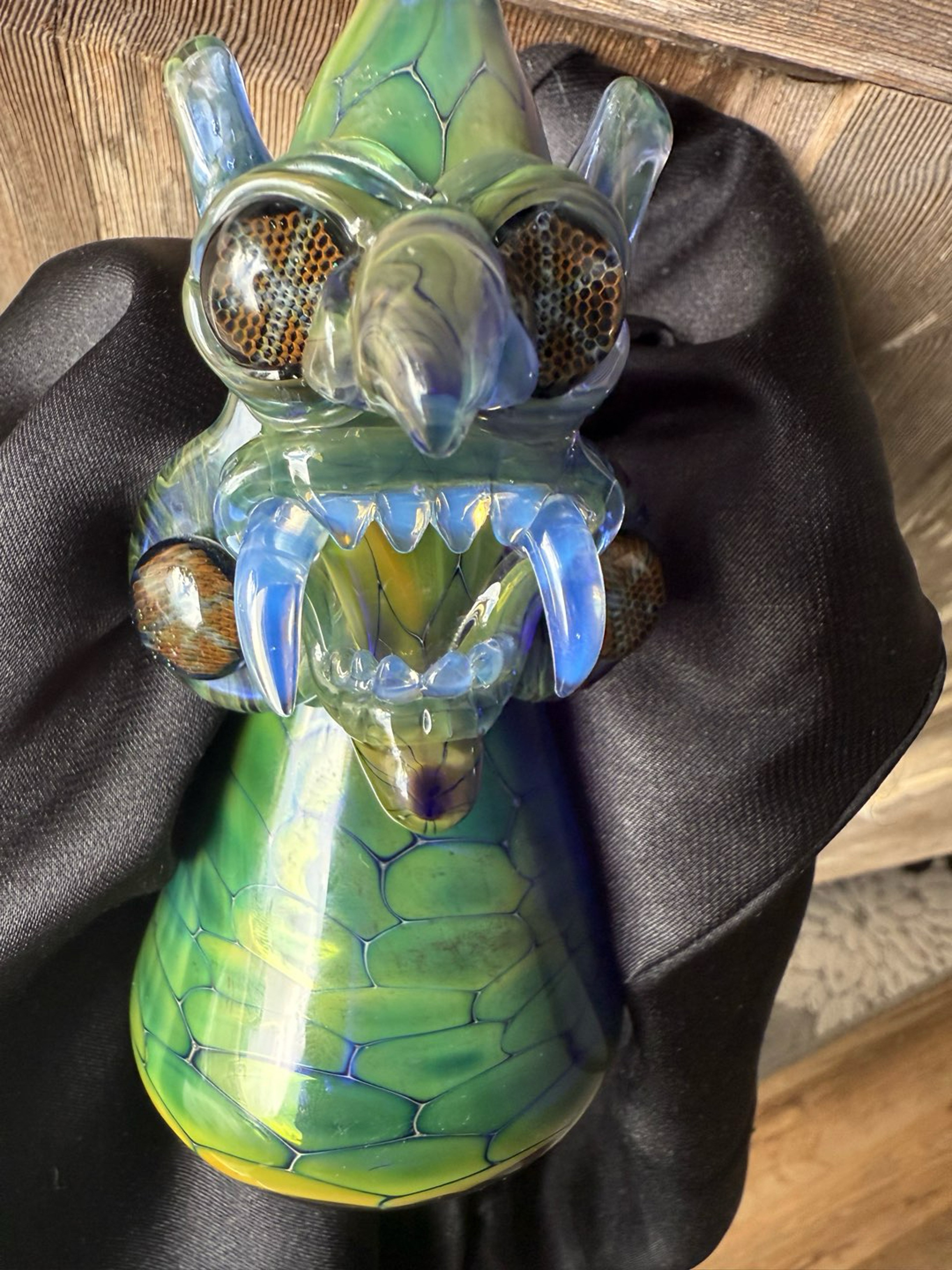 Preview pic of Chasesglass Honey Snatcher