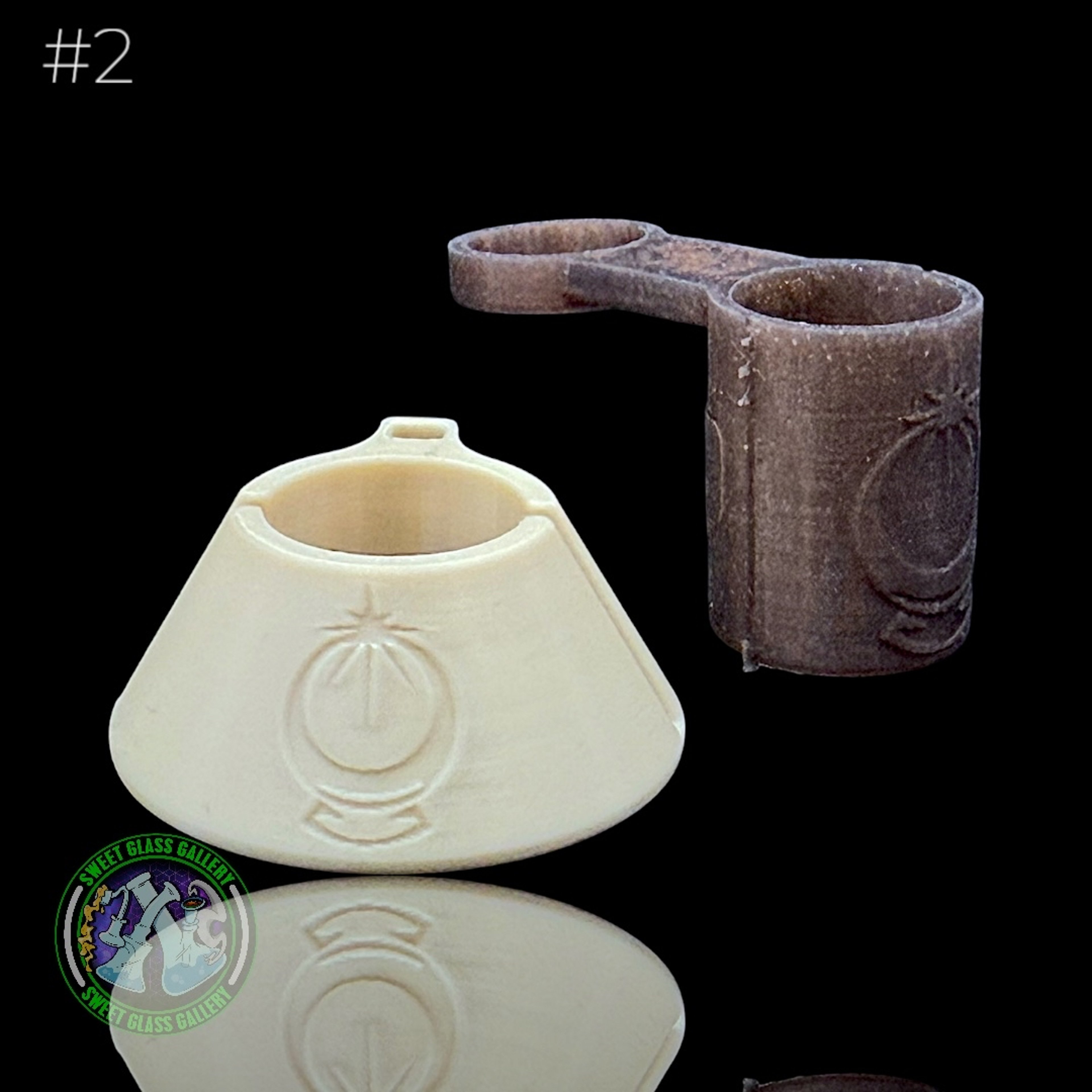 Preview pic of One Trick Pony - Pivot Tether + Stand #2 - Mocha & Tan