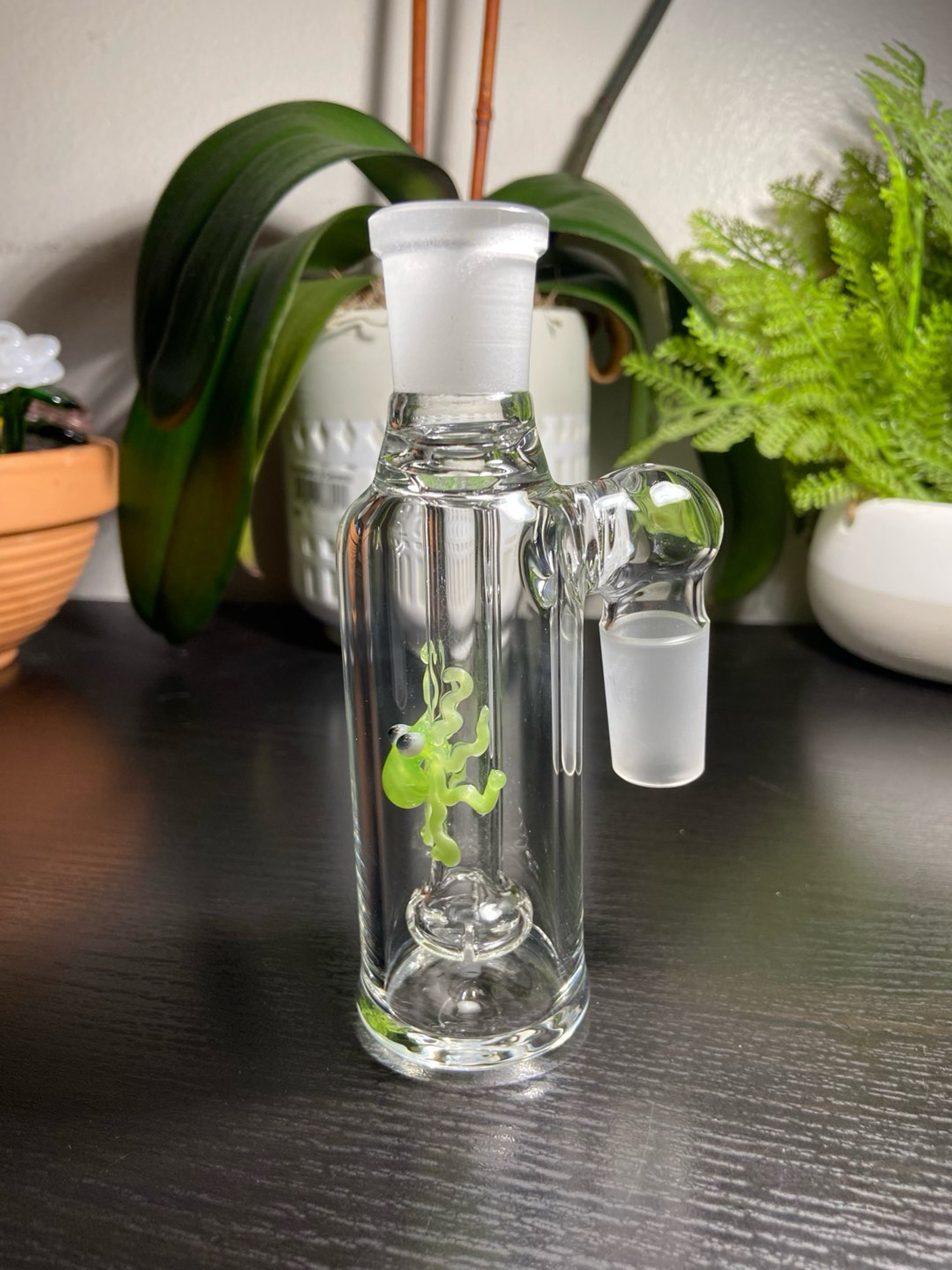 Preview pic of 18mm Glass ash catcher Green slyme Octopus