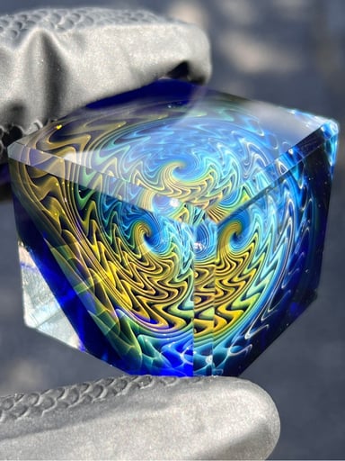 Preview pic of SMO glass double sided cube