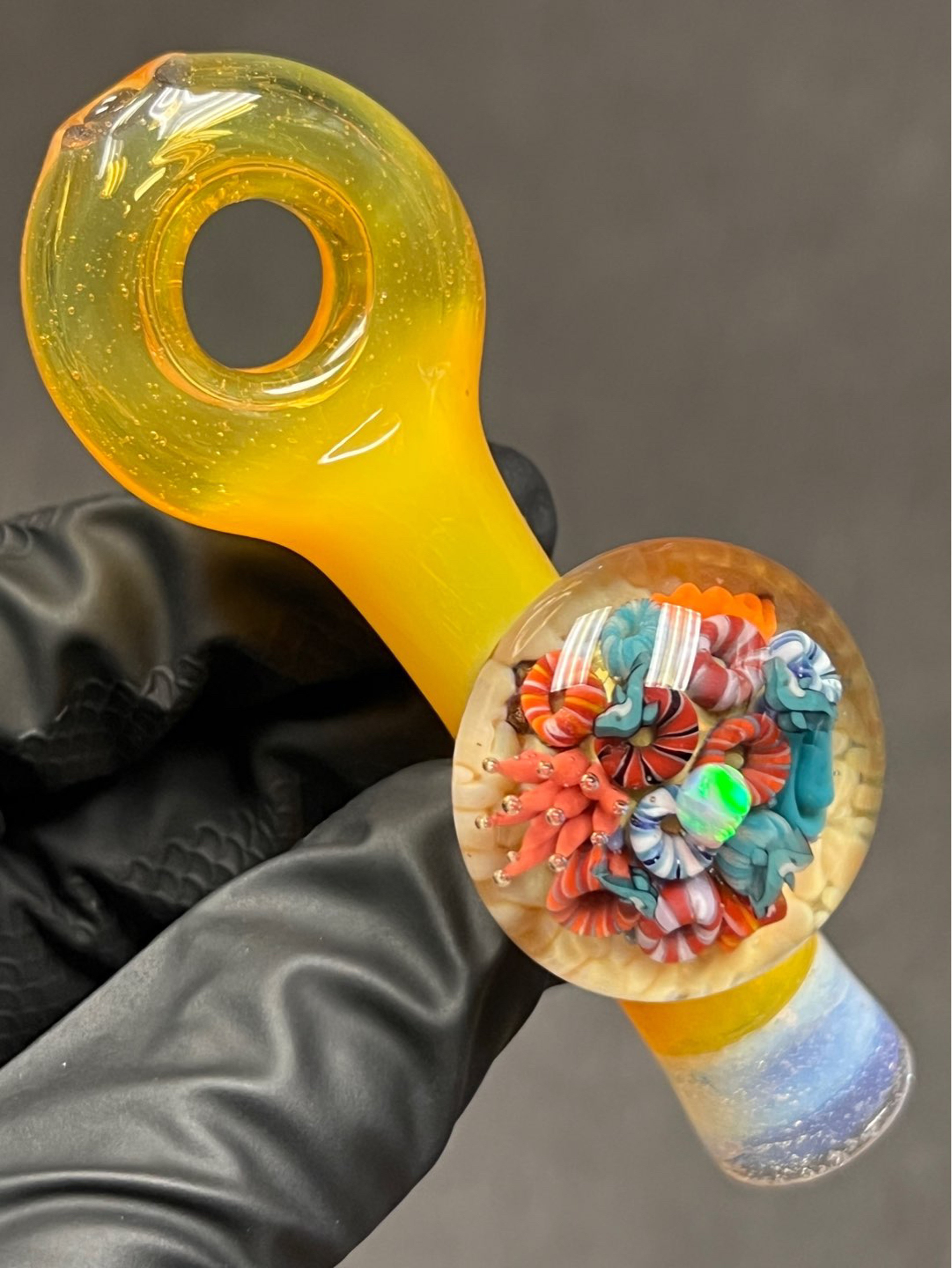 Preview pic of Keys glass reef themed chillum