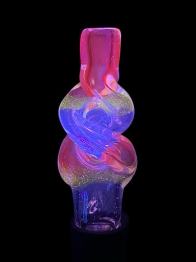 Preview pic of The Real Rich Brian Color Helix Pivot Mouthpiece UV