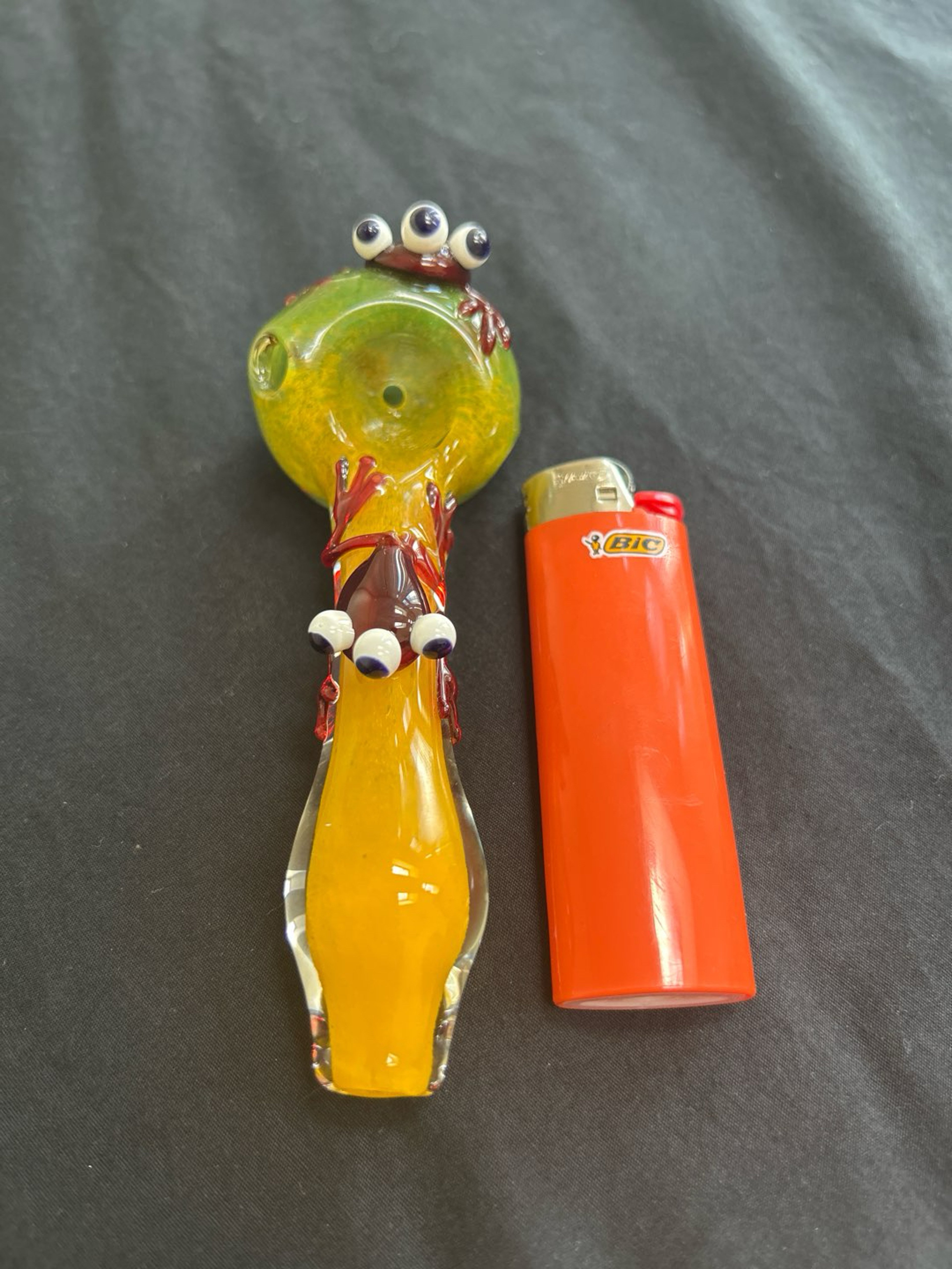 Preview pic of Three eyed frog