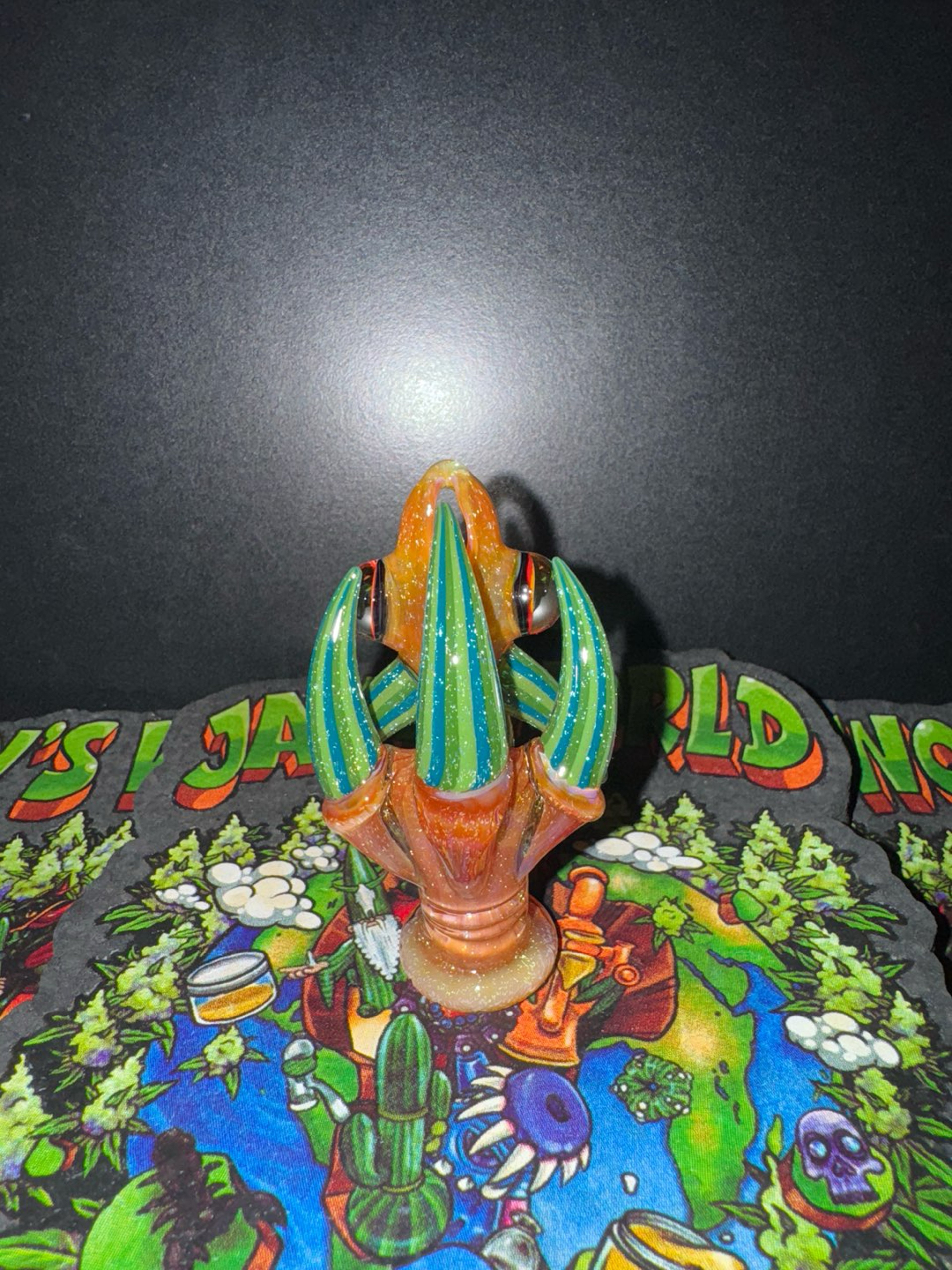 Preview pic of Darby x Mike Luna pendant