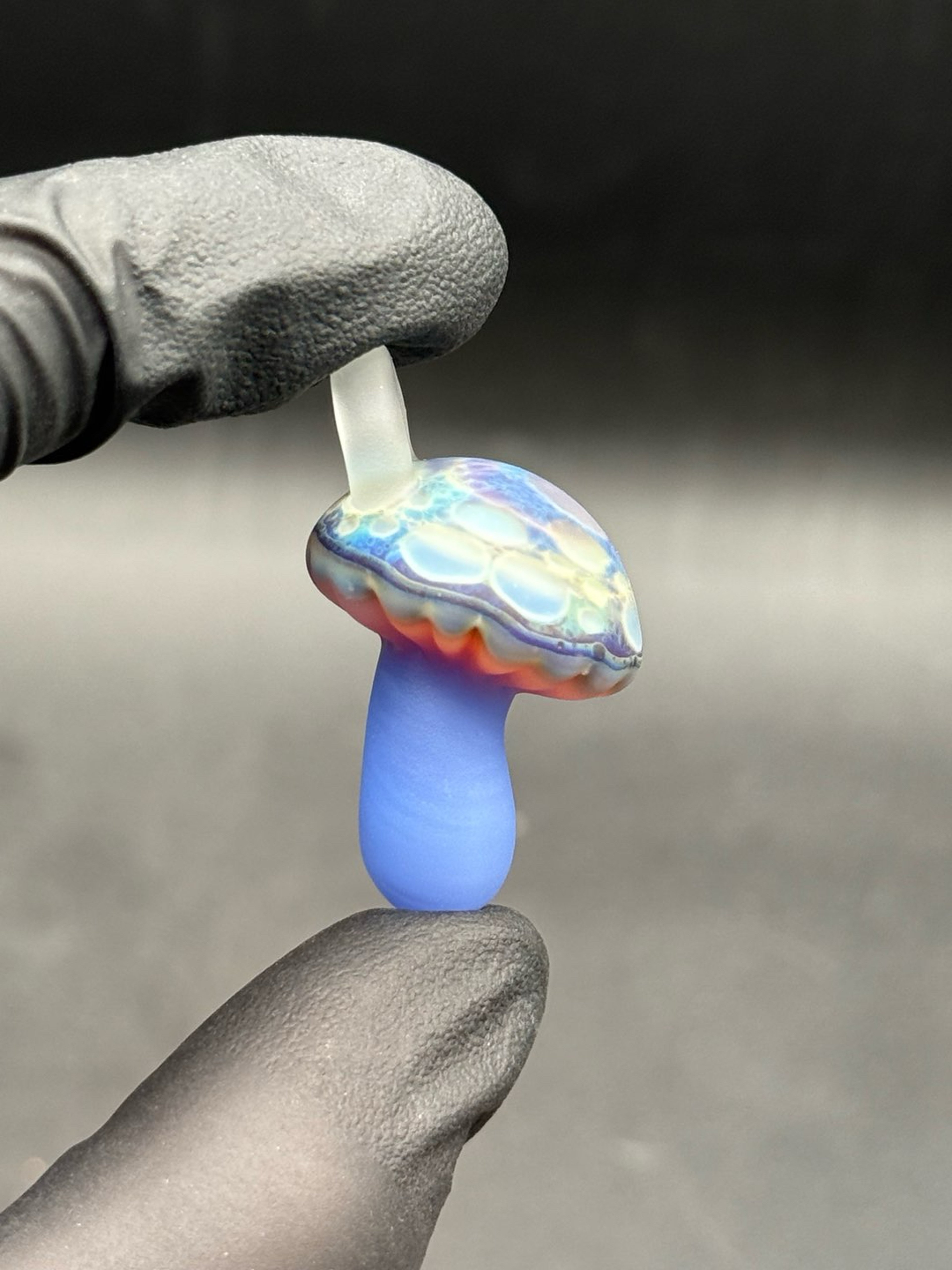 Preview pic of Uv mushroom pendant