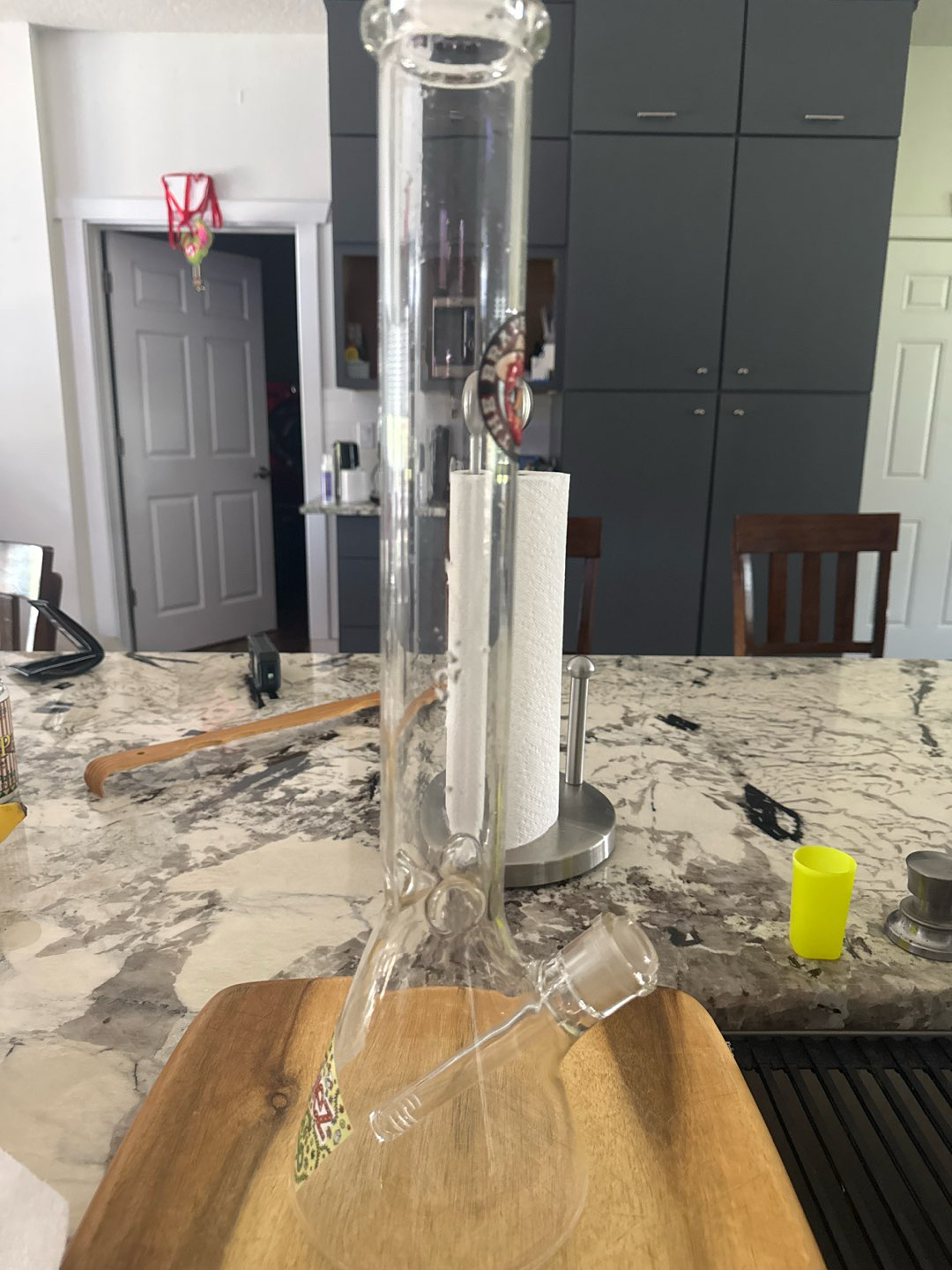 Preview pic of 18in clear beaker