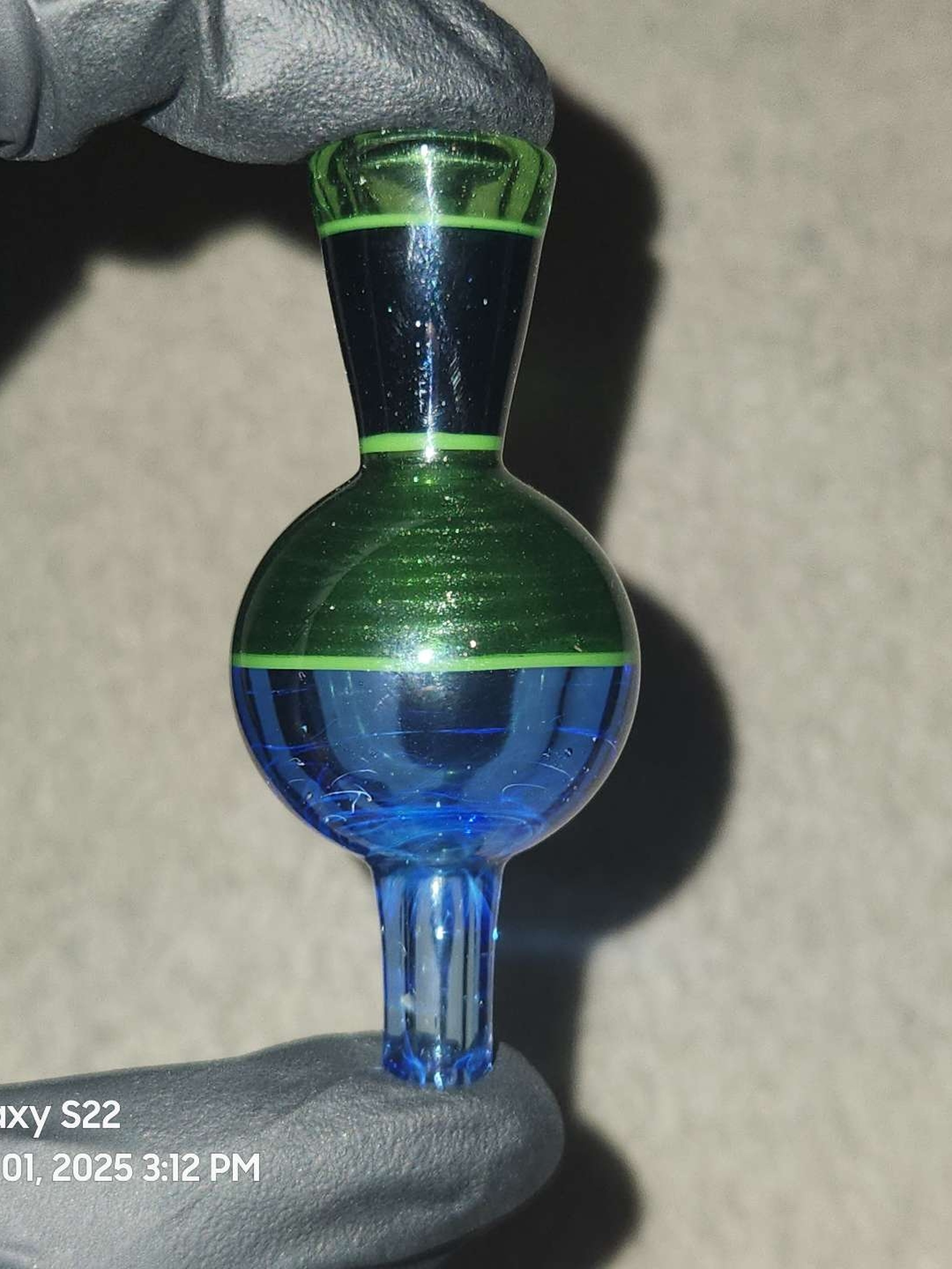 Preview pic of 30mm Heady Carb Cap green and blue green lippies
