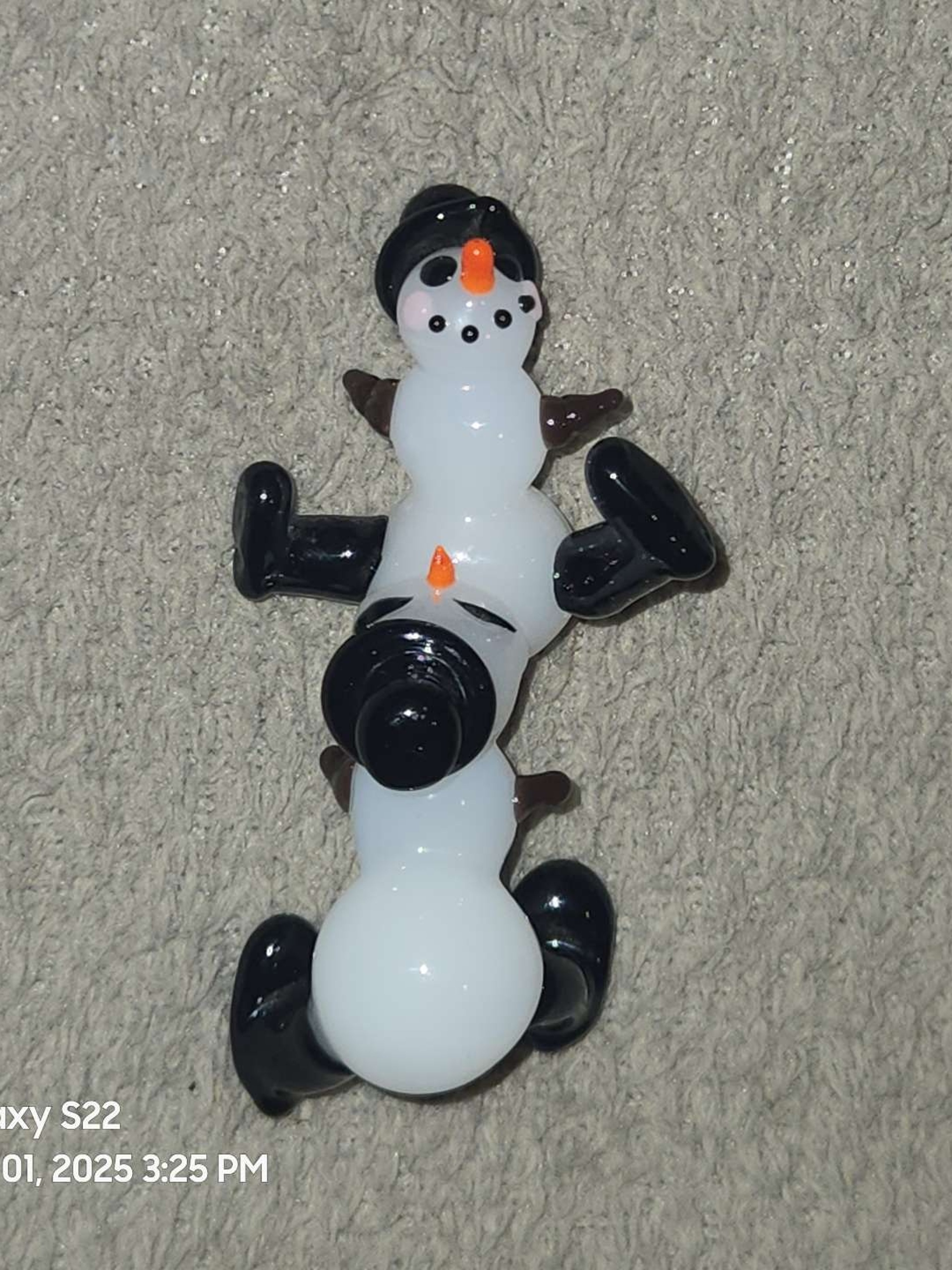 Preview pic of Snowperson on Snowperson borosilicate glass figurine/ statue