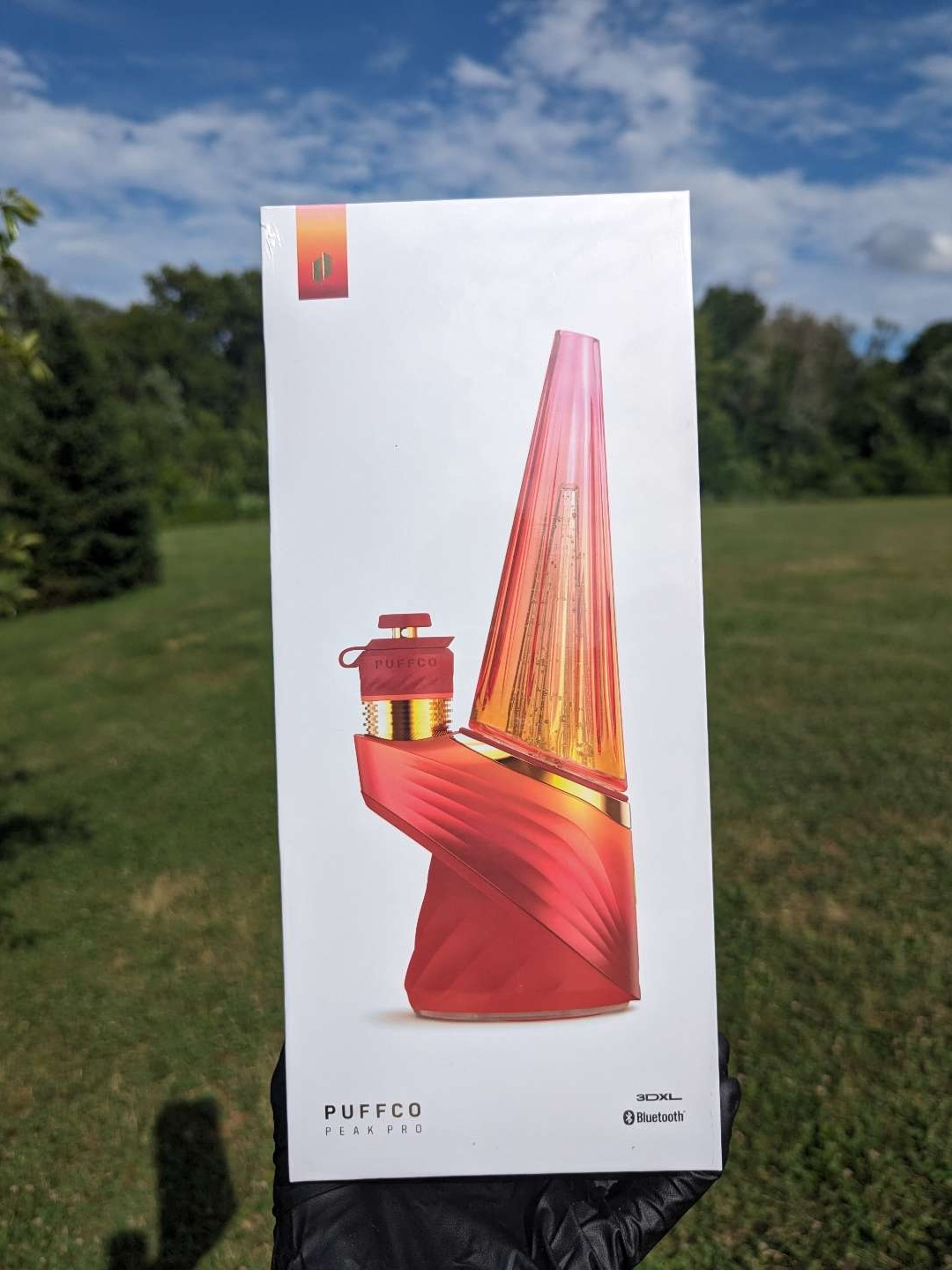 Preview pic of Puffco Peak Pro Daybreak - Limited Edition