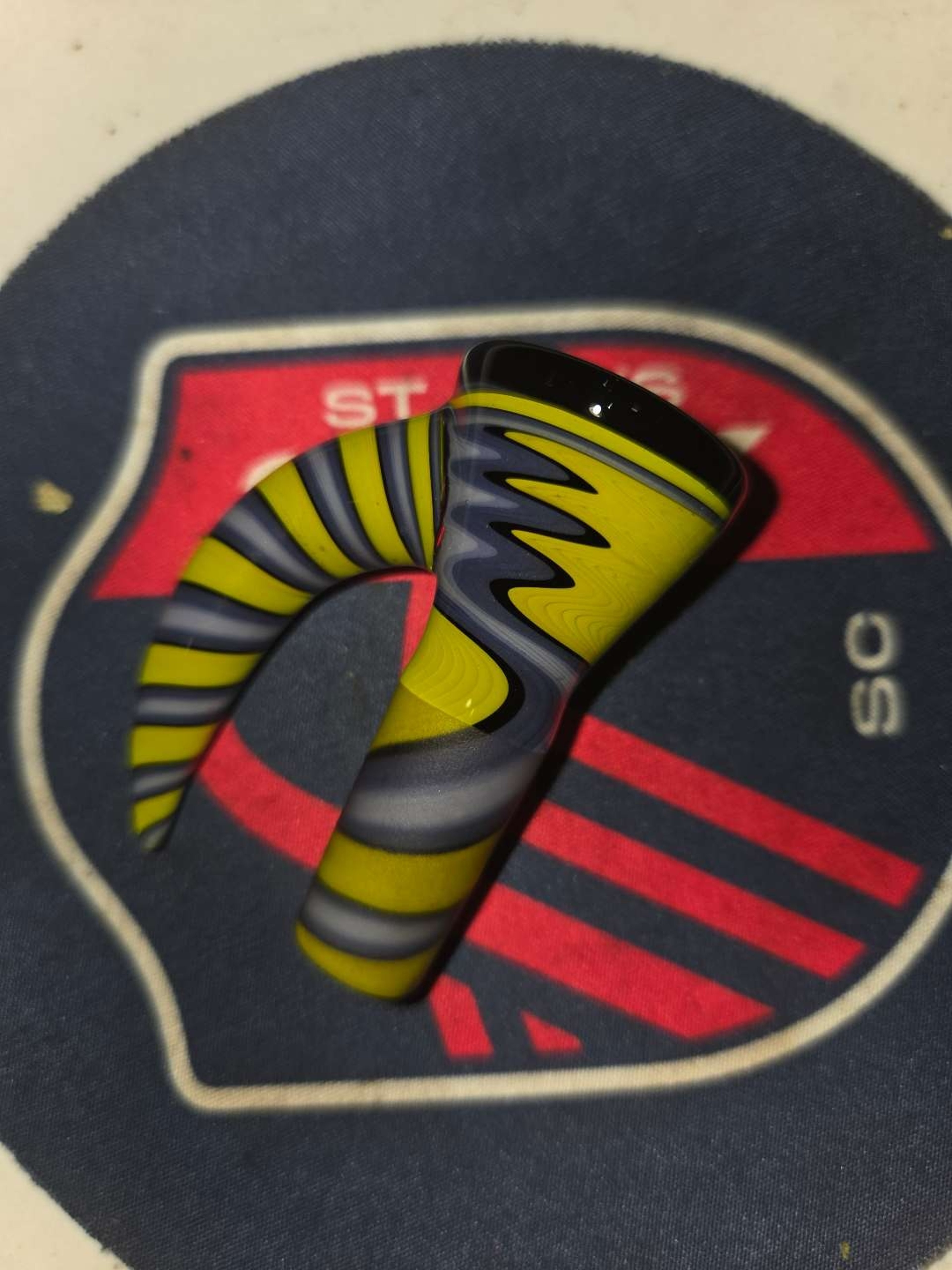 Rickert Glass *Full worked horn slide* image 0