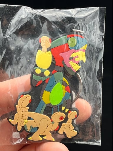 Preview pic of Seamless Show Elbo x Muller Keychain