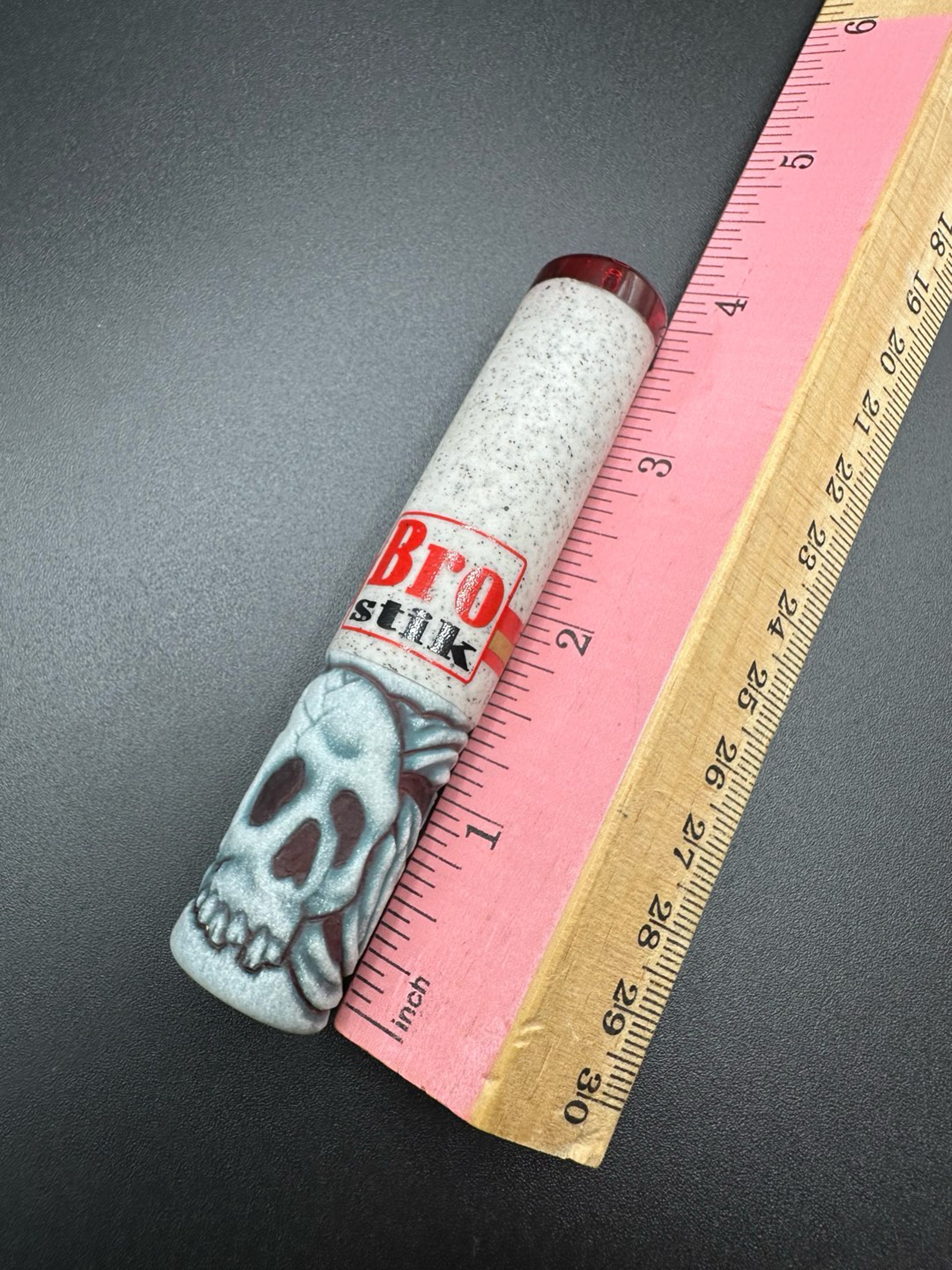 Preview pic of Rye x Ouchkick one-hitter