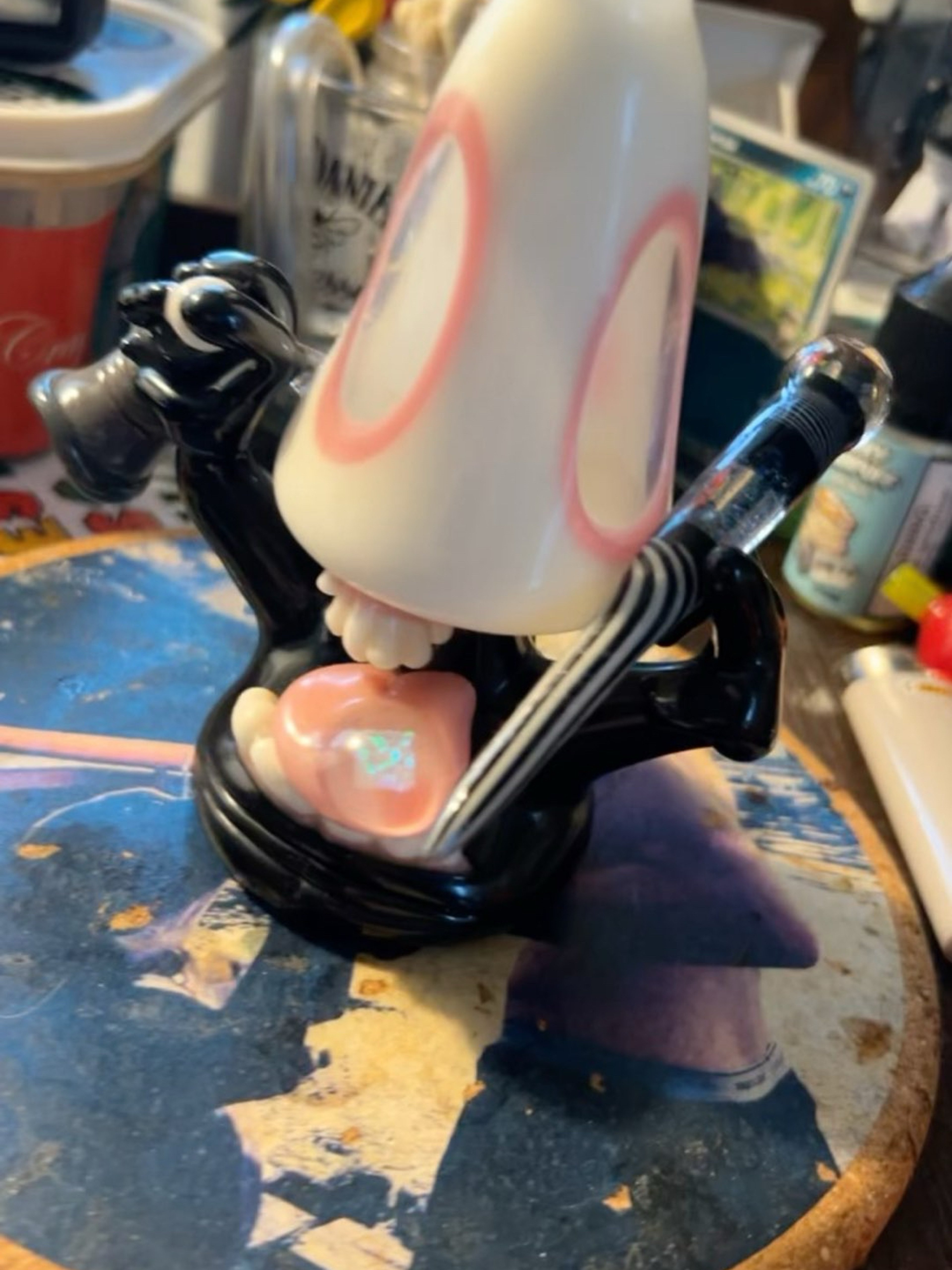 Preview pic of Spray Paint Can Glasshole