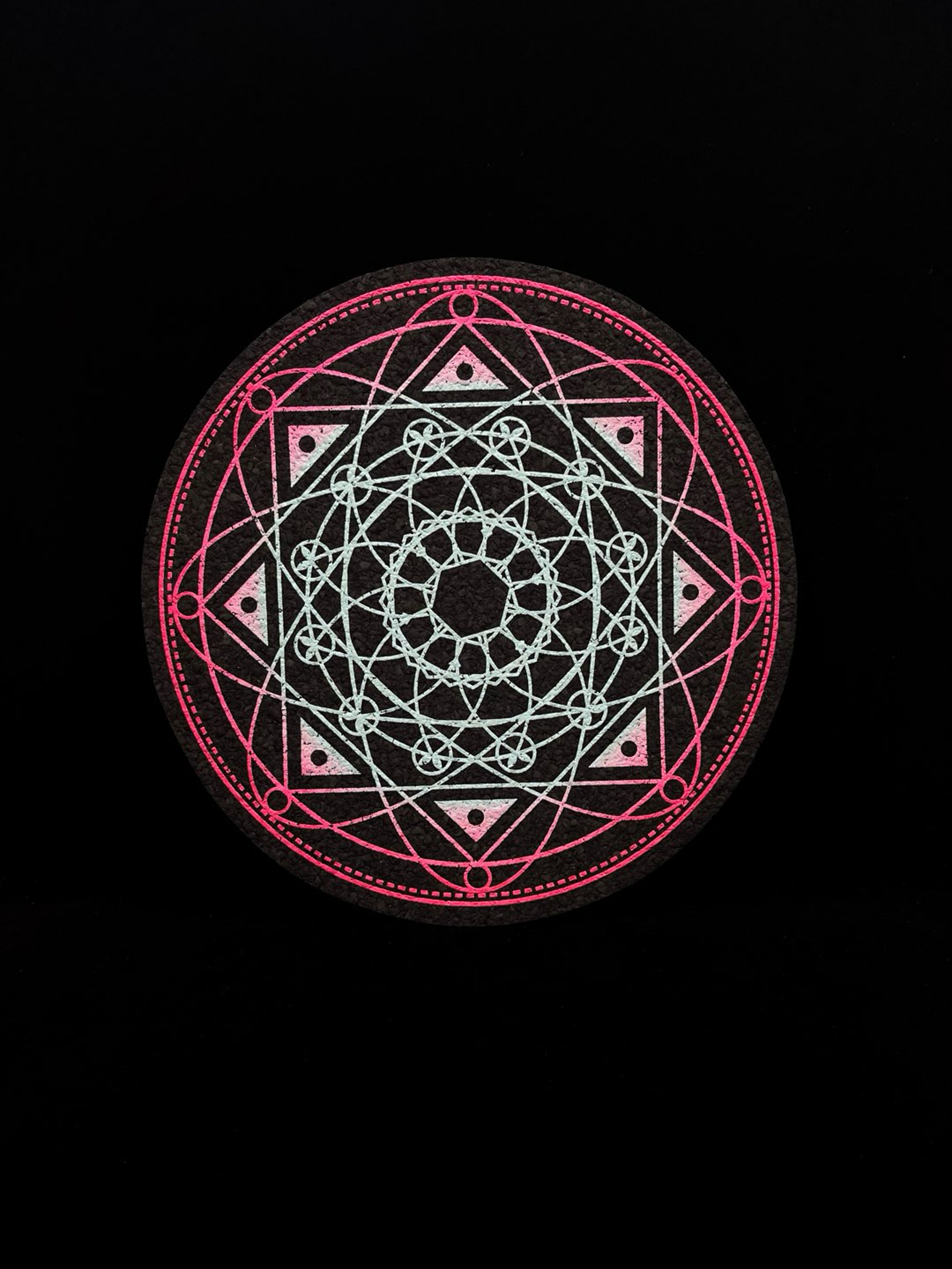 Preview pic of Skypop Grid 12” Round Mat by Moodmats